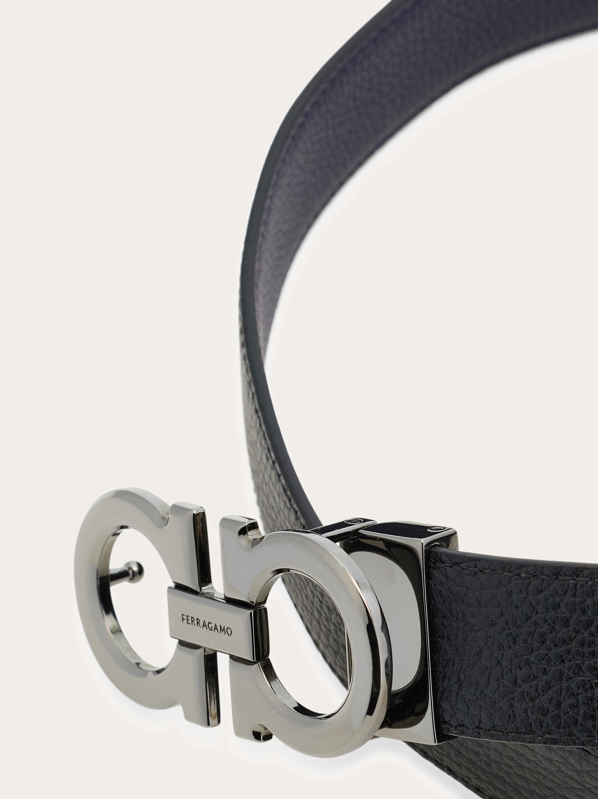 Reversible and adjustable Gancini belt - Men | Ferragamo