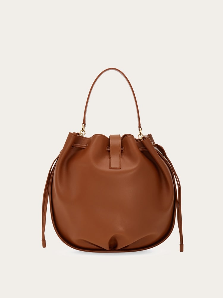 Hug bucket bag Gallery image 5