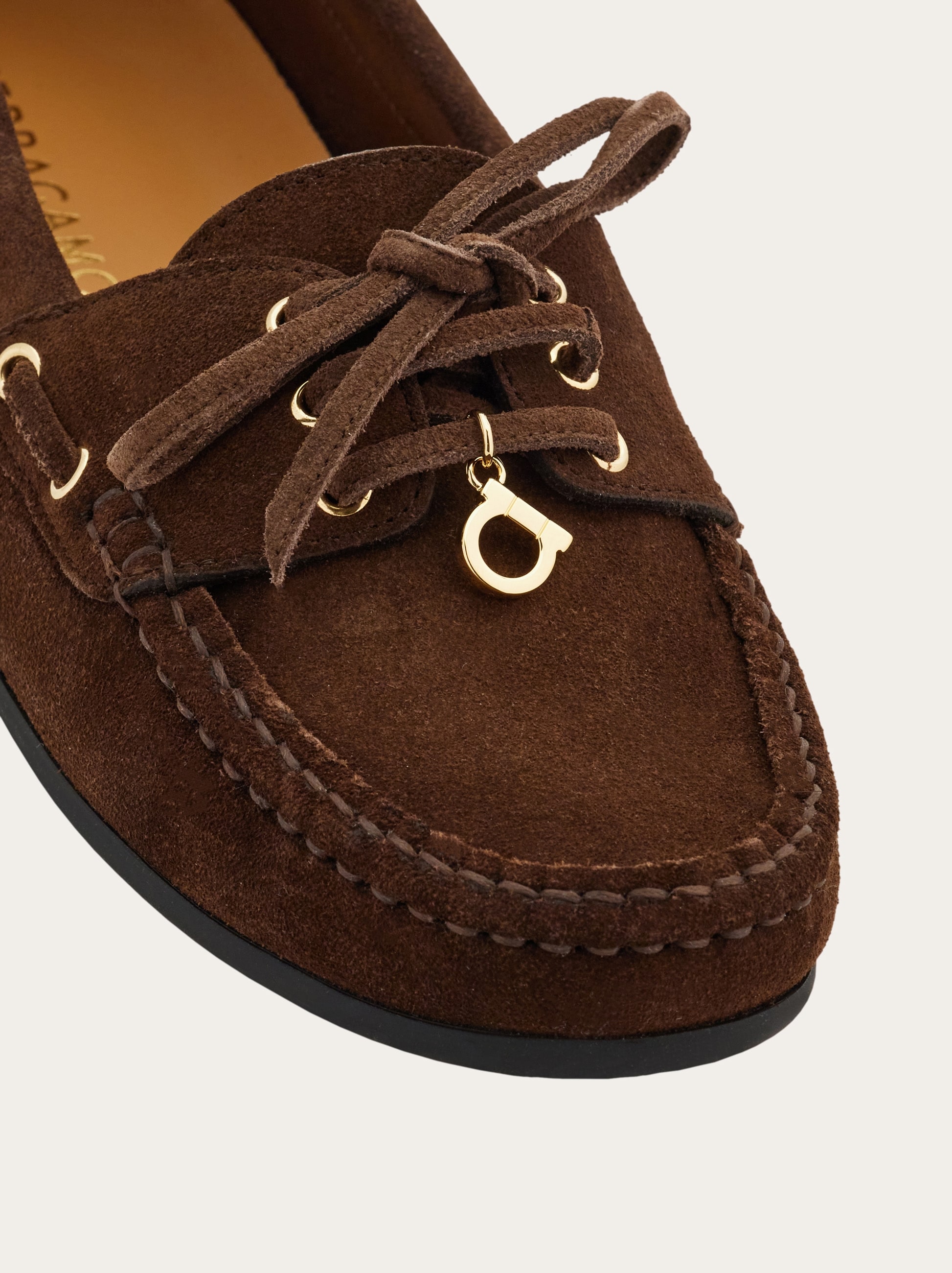 デッキシューズ - ウィメンズ | Ferragamo