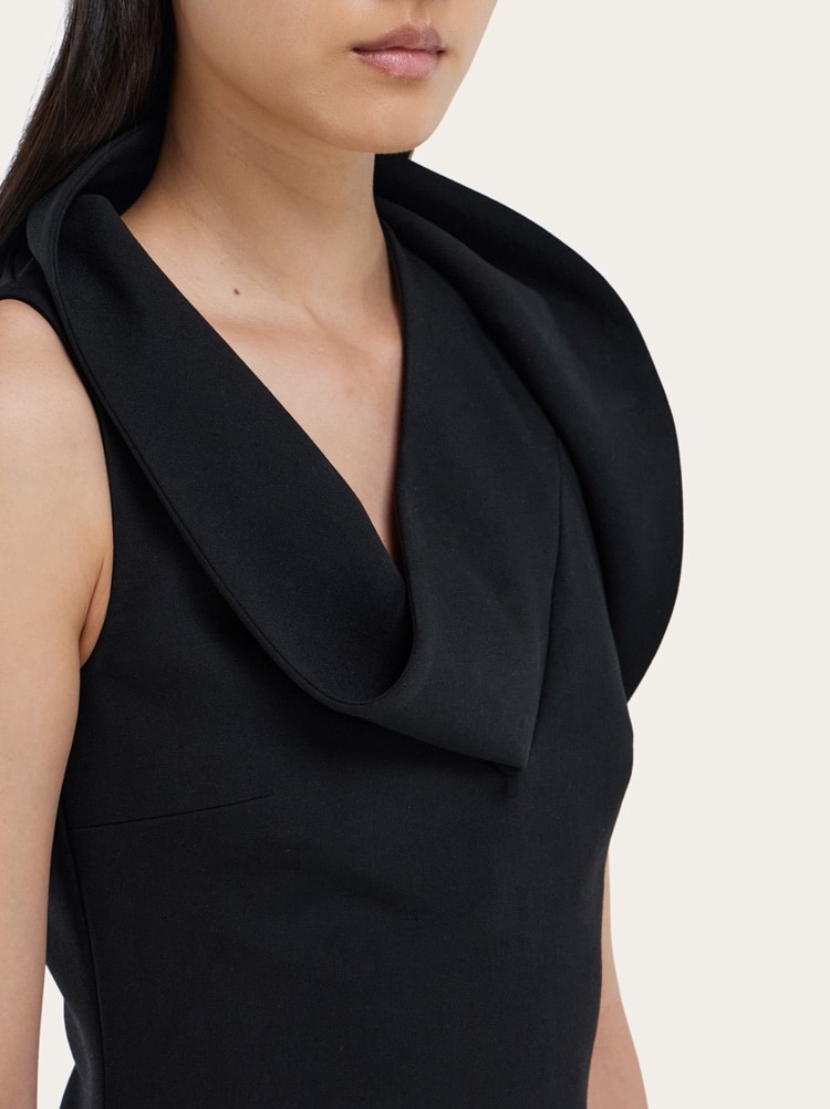 Short asymmetric dress Gallery image 6