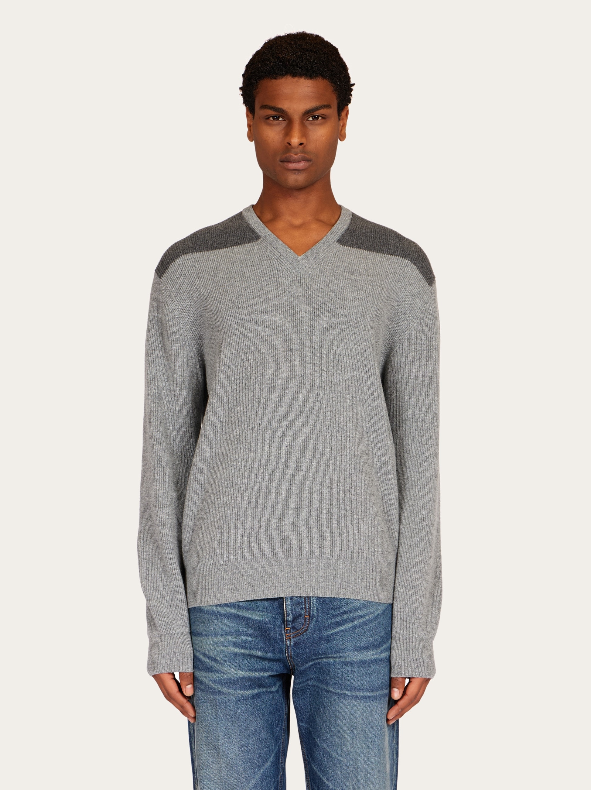 Salvatore Ferragamo ヘンリーネック 長袖 ニット セーター High neck cashmere pullover - Men | Ferragamo