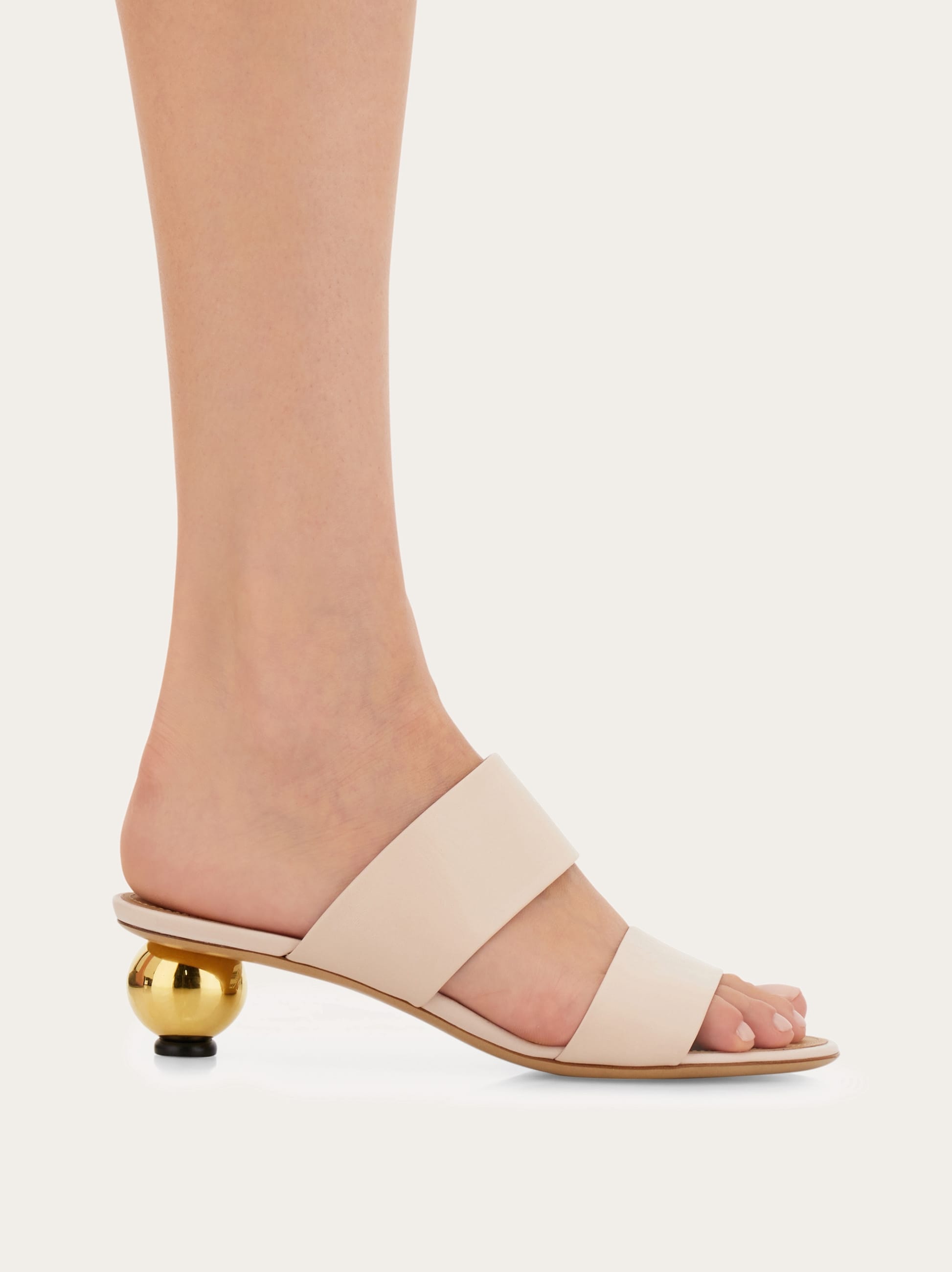 Sandale mit plastischem Absatz - Damen | Ferragamo