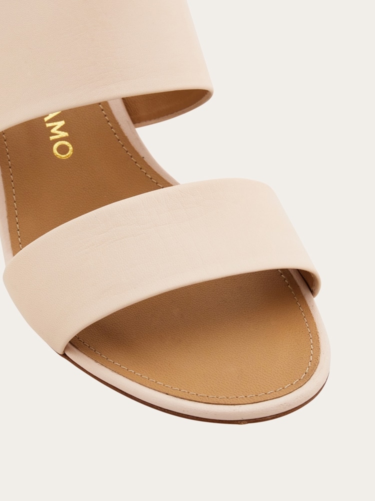 Sandale talon sculpture Gallery image 6