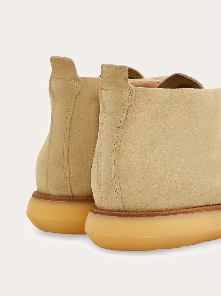 Slip on desert boot Gallery image 4