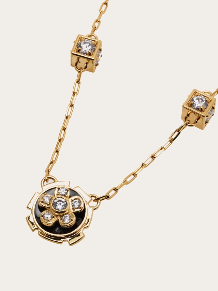 Collar con Charm Gallery image 2