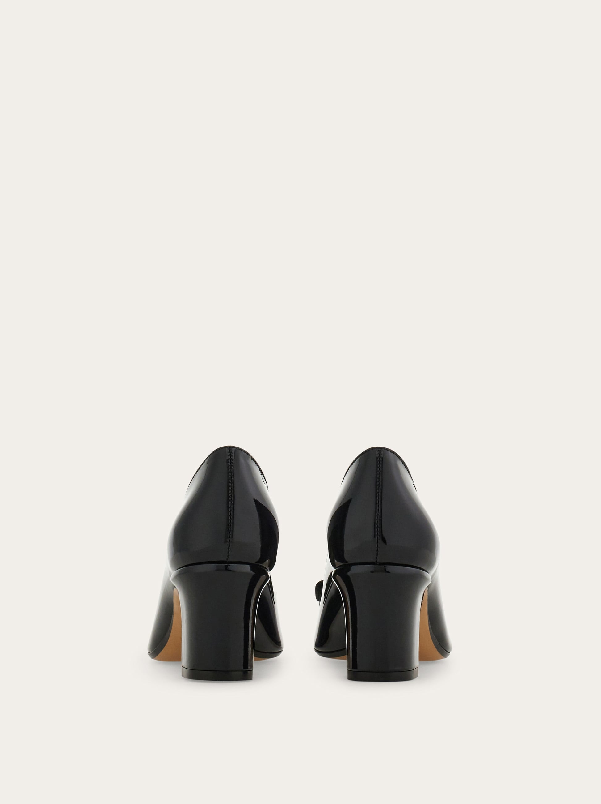 Vara bow block heel pump - Women | Ferragamo
