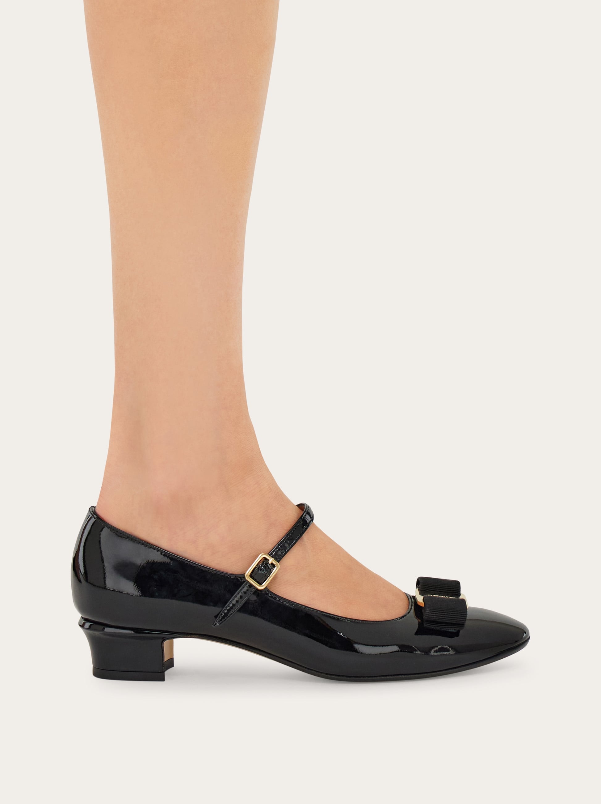 Vara bow Mary Jane - Women | Ferragamo