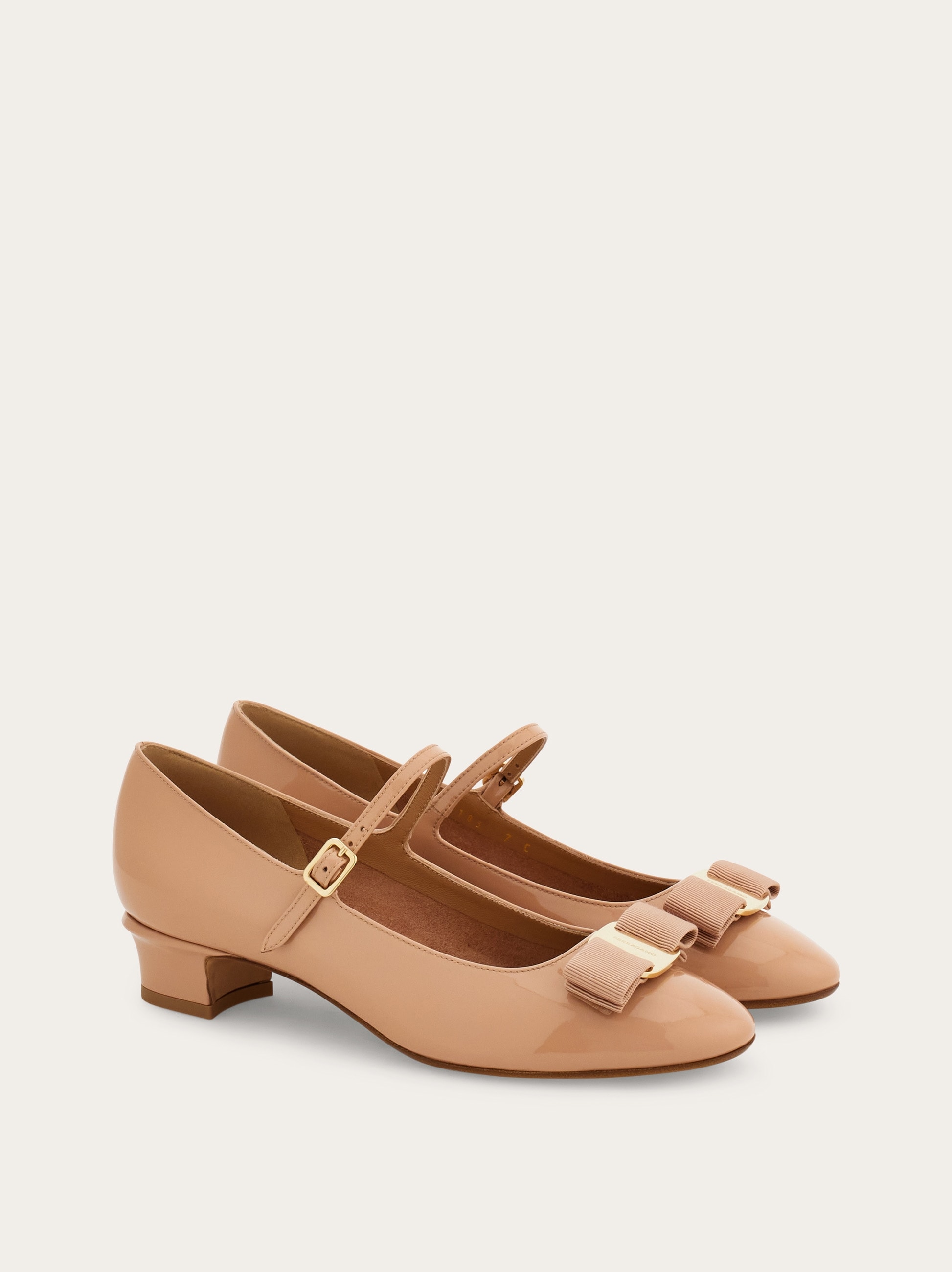 ヴァラ リボン メリージェーン - ウィメンズ | Ferragamo