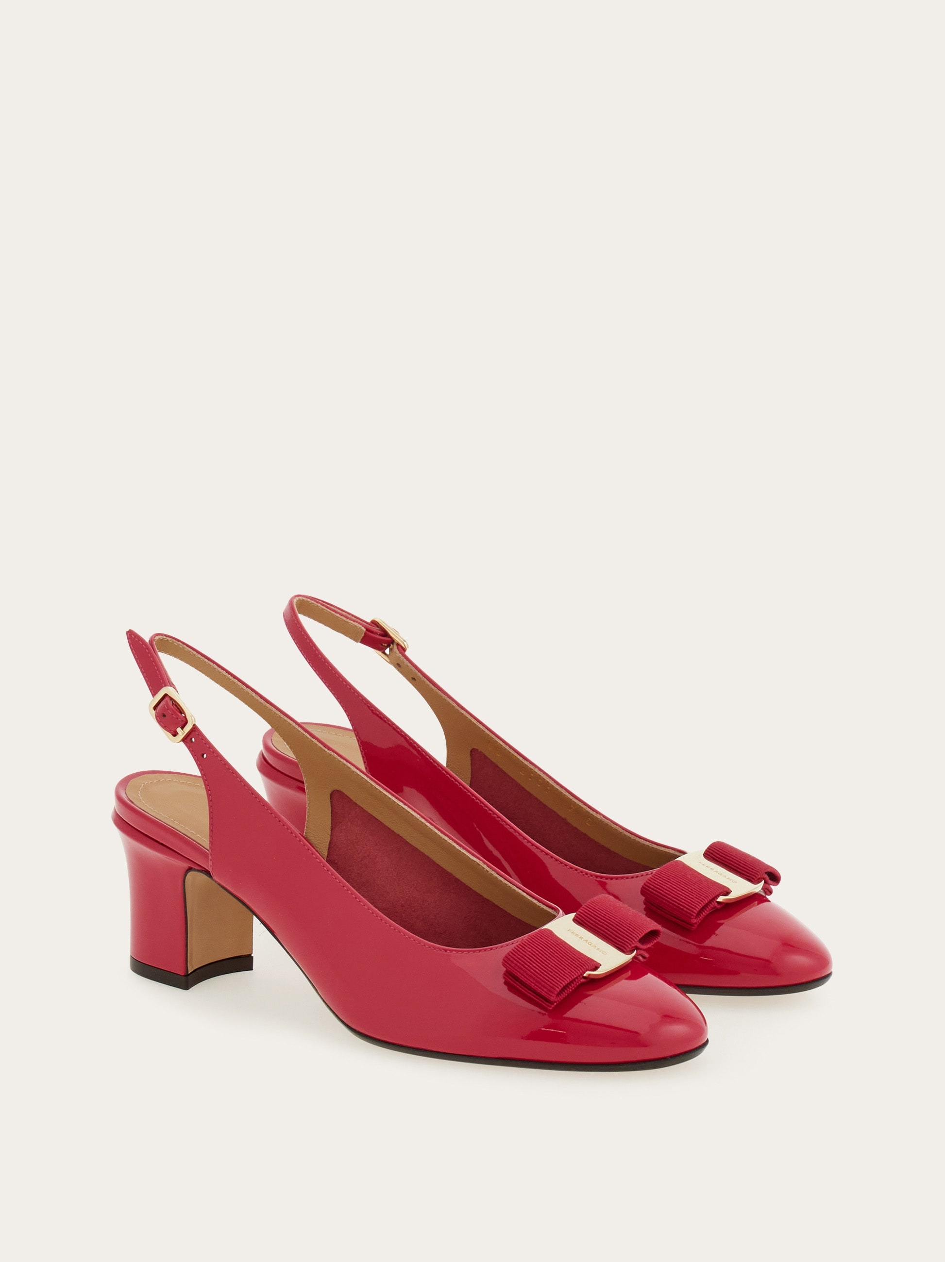 ◇フェラガモ◇ レッド レザー / ヴァラ リボン / 真っ赤 / インパクト ヴァラ リボン スリングバック - ウィメンズ | Ferragamo