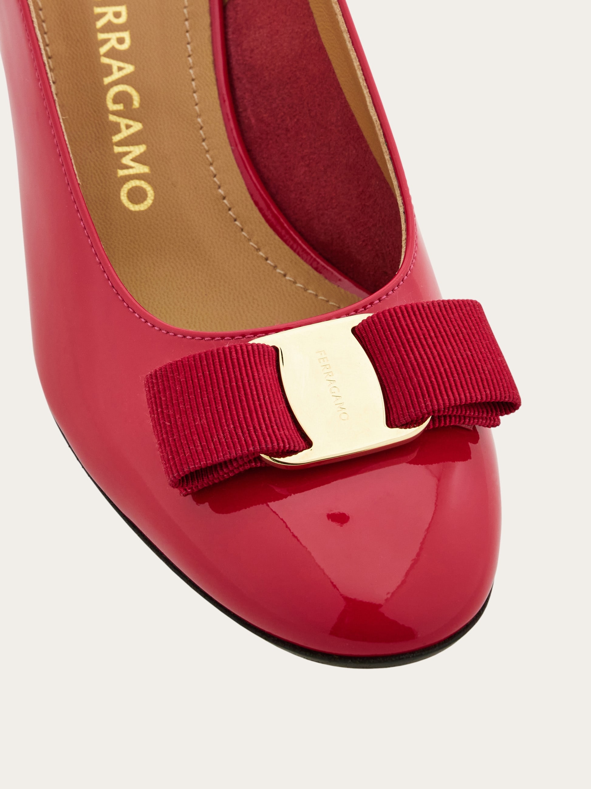 ヴァラ リボン スリングバック - ウィメンズ | Ferragamo