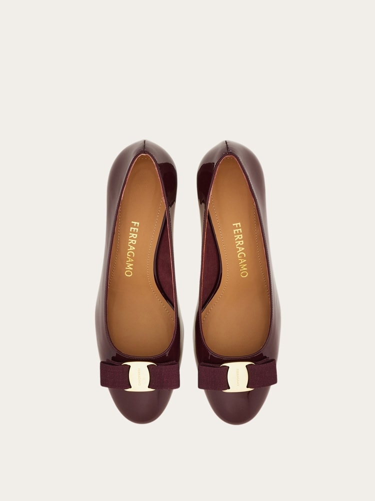 Vara bow block heel pump Gallery image 3