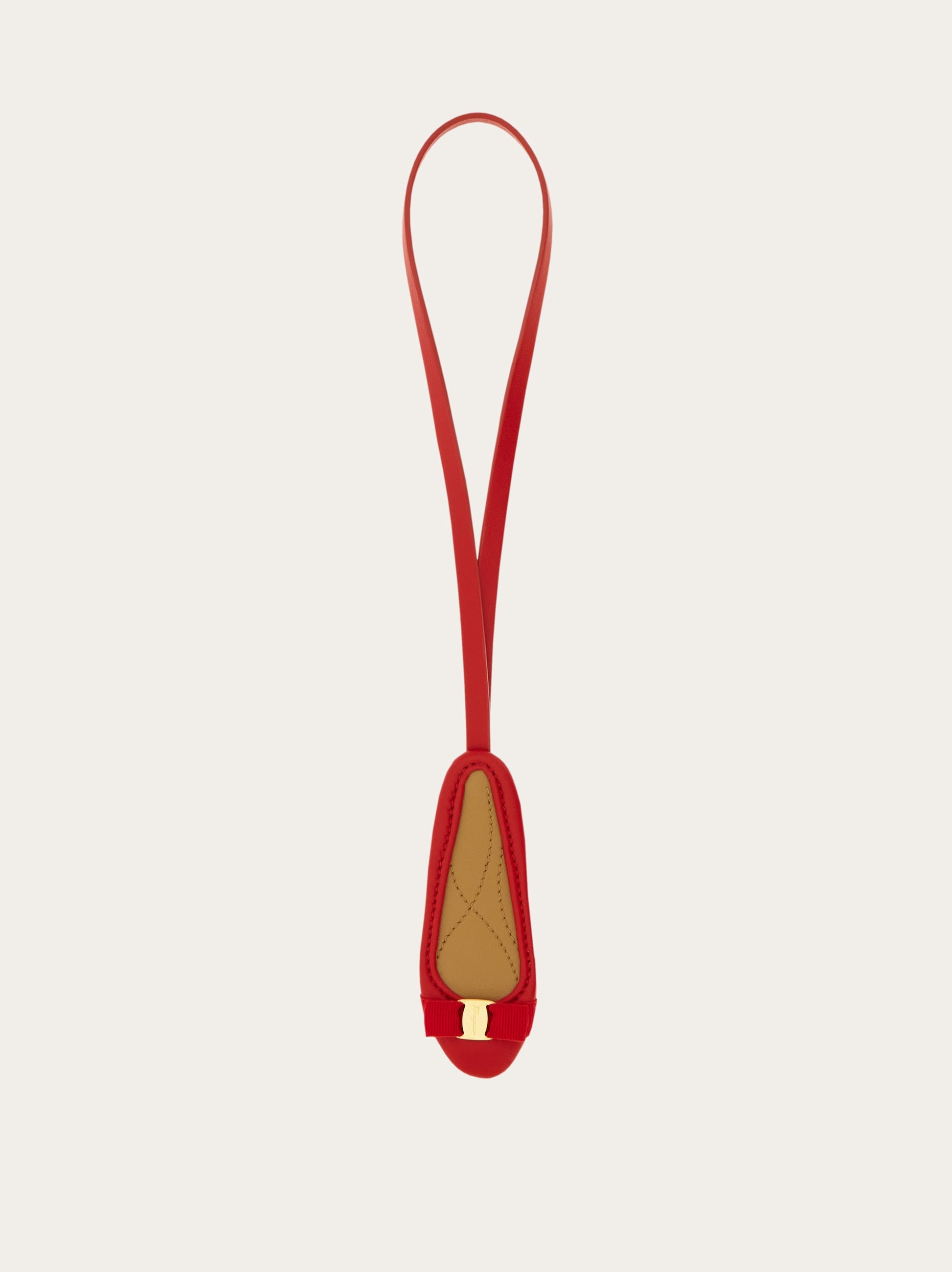 【美品】フェラガモ　ヴァリナ　レッド　キルティング　8C ヴァリナ チャーム - ウィメンズ | Ferragamo