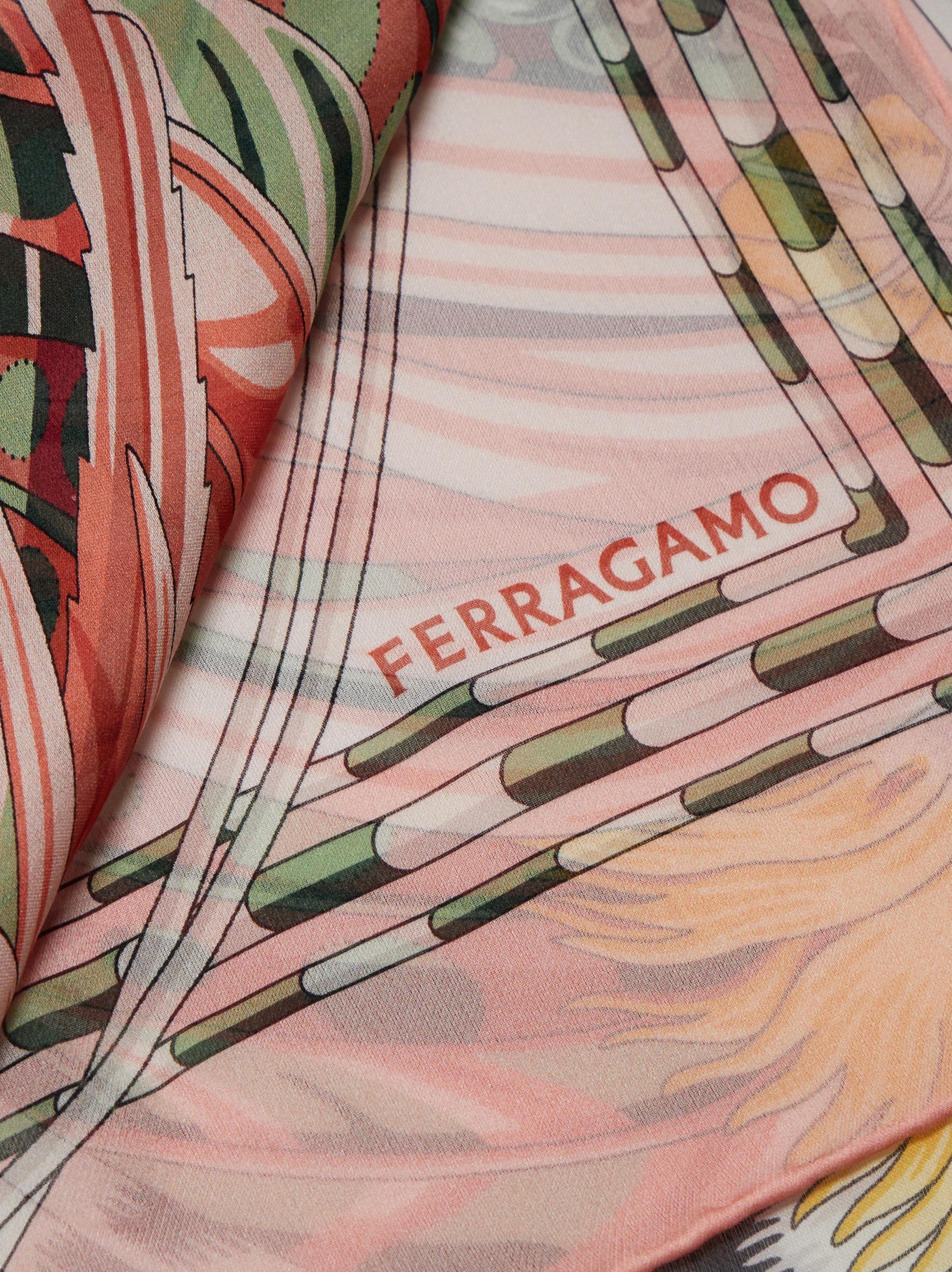 新品未使用✨Ferragamoシルク混紡ストール 約67cm x 180 cm シルクストール - ウィメンズ | Ferragamo