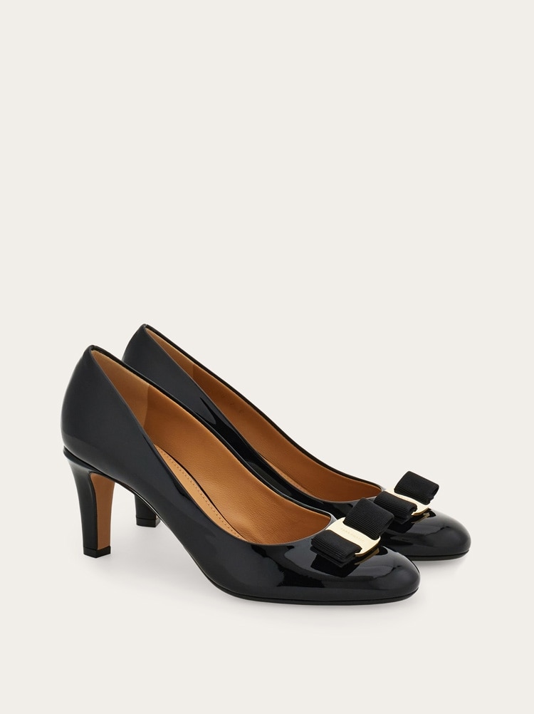 Vara bow pump shoe Gallery image 2