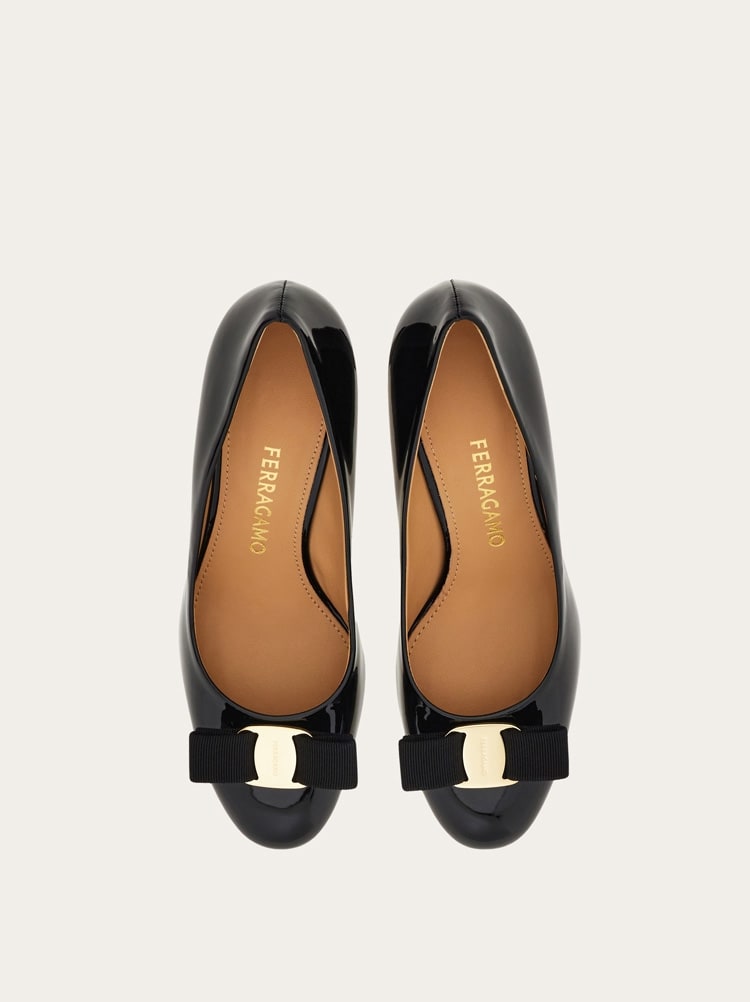 Vara bow pump shoe Gallery image 3