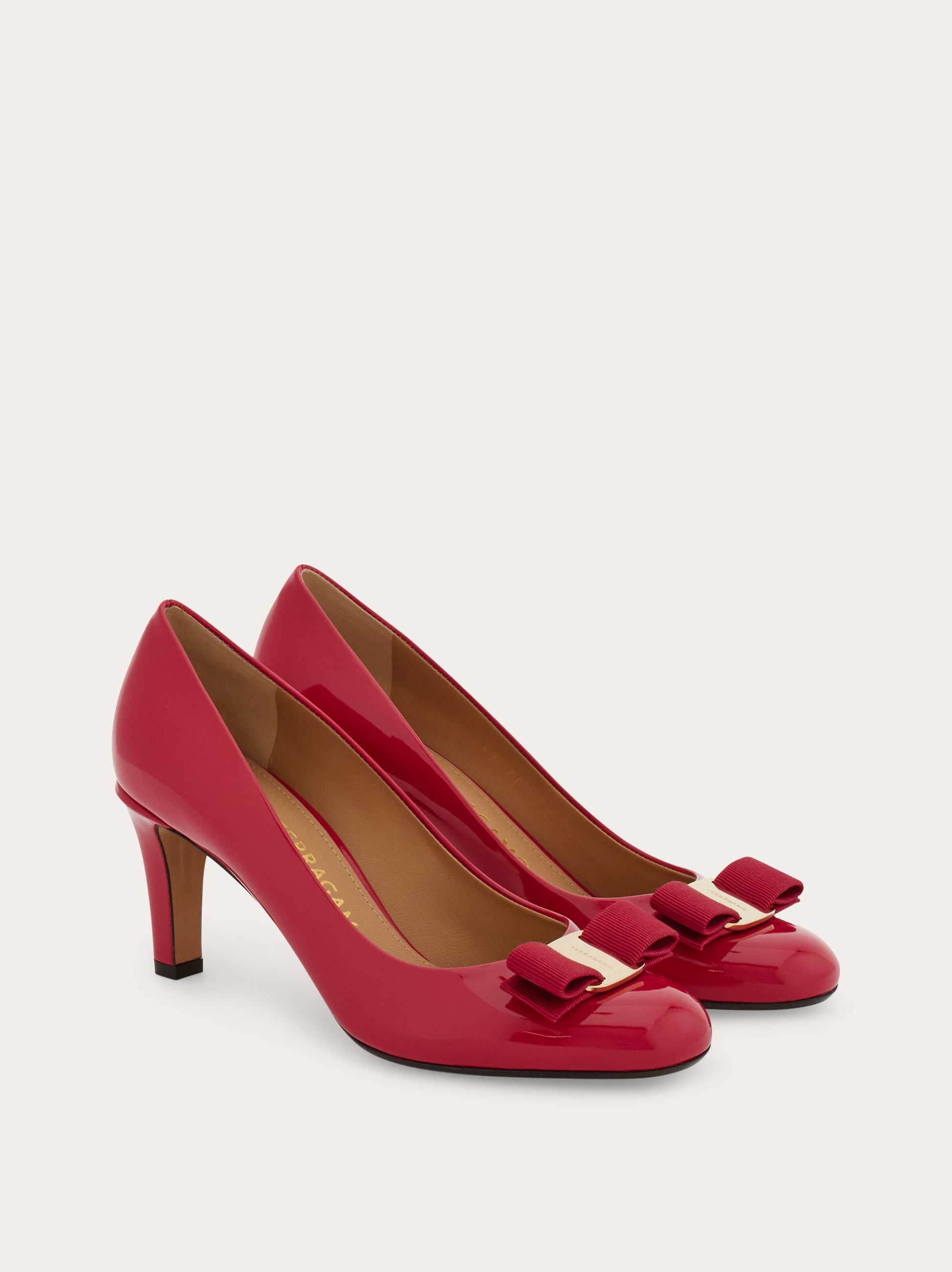 ヴァラ リボン パンプス - ウィメンズ | Ferragamo