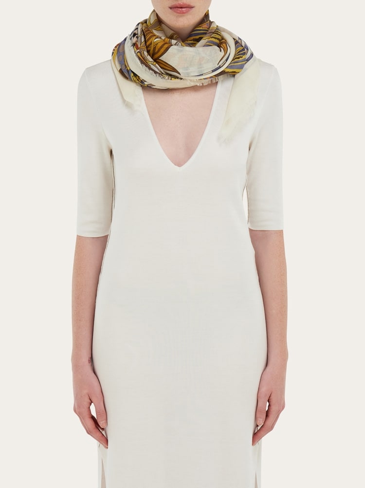 실크 앤 캐시미어 숄 Gallery image 3