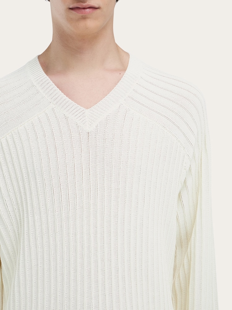 Lightweight sweater Gallery image 4