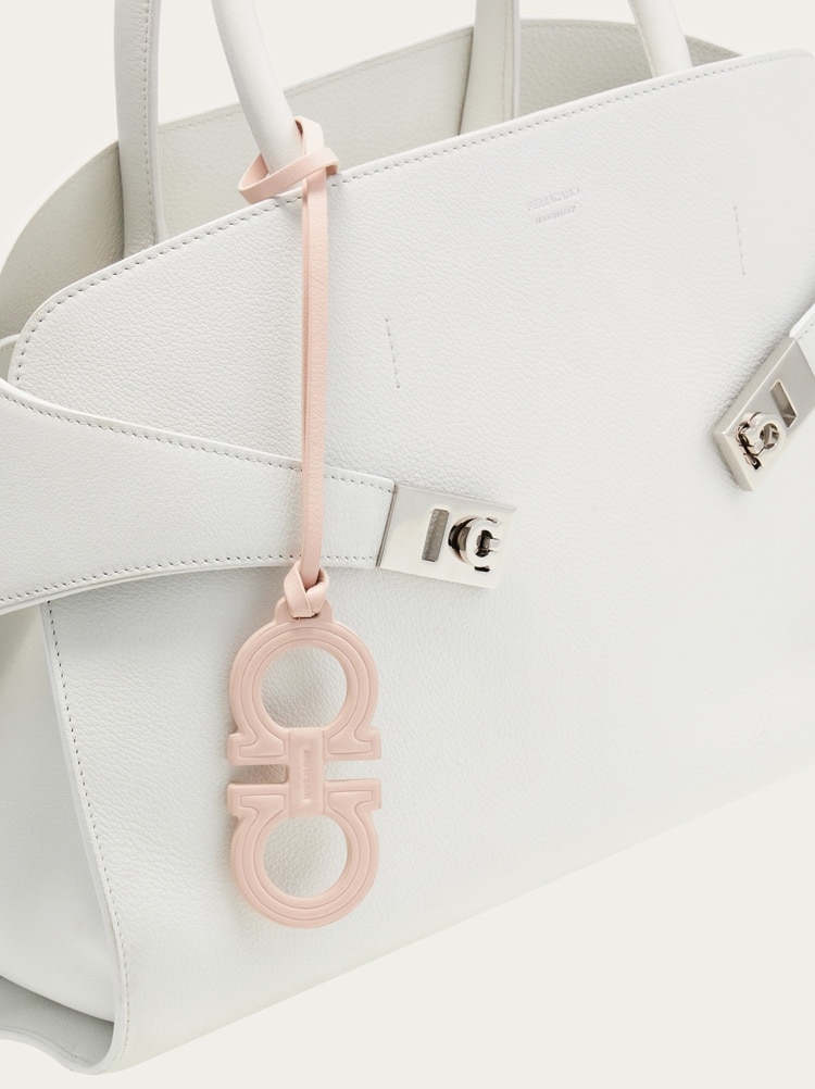 Double Gancini charm