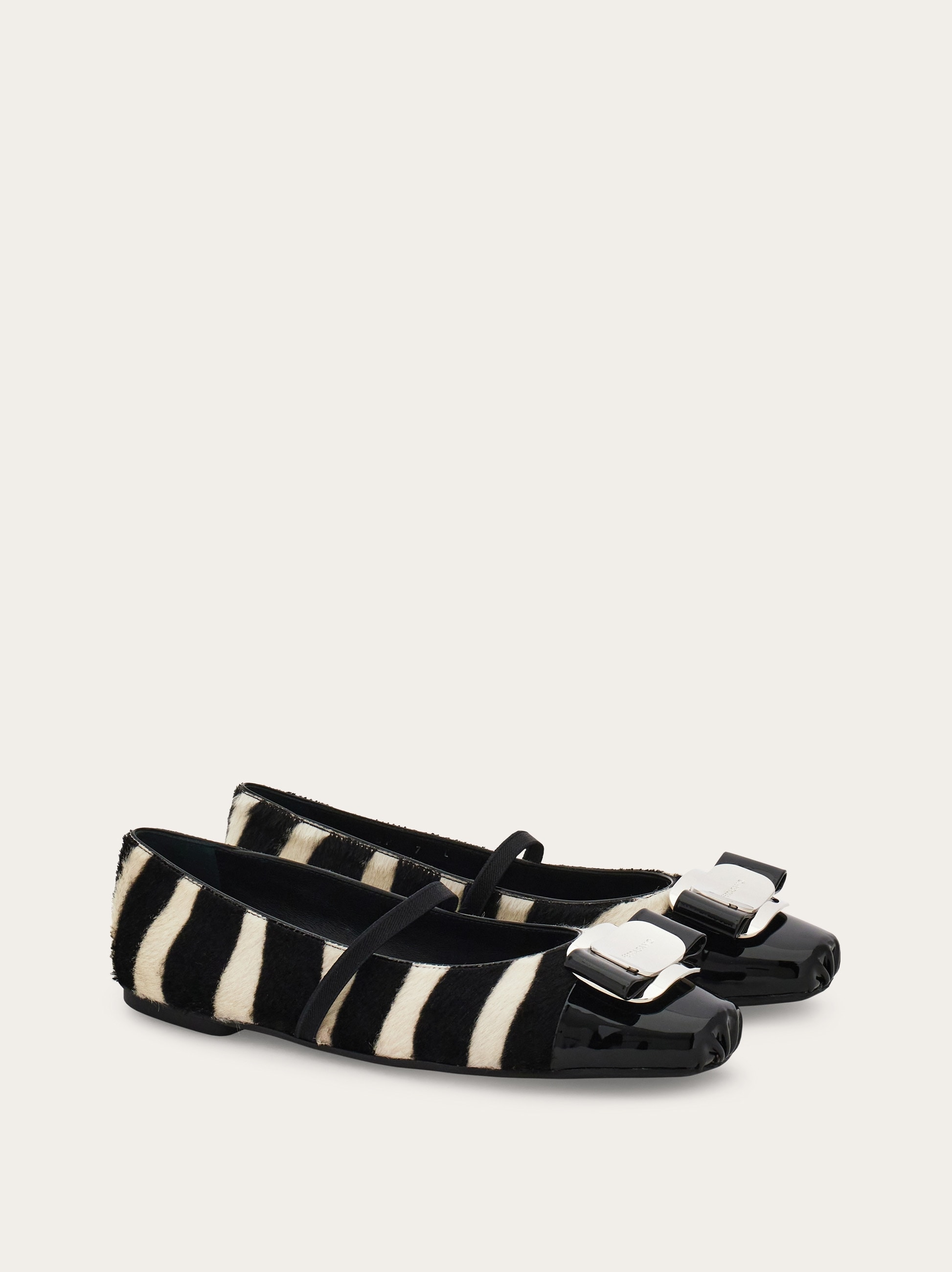 バレリーナシューズ - ウィメンズ | Ferragamo