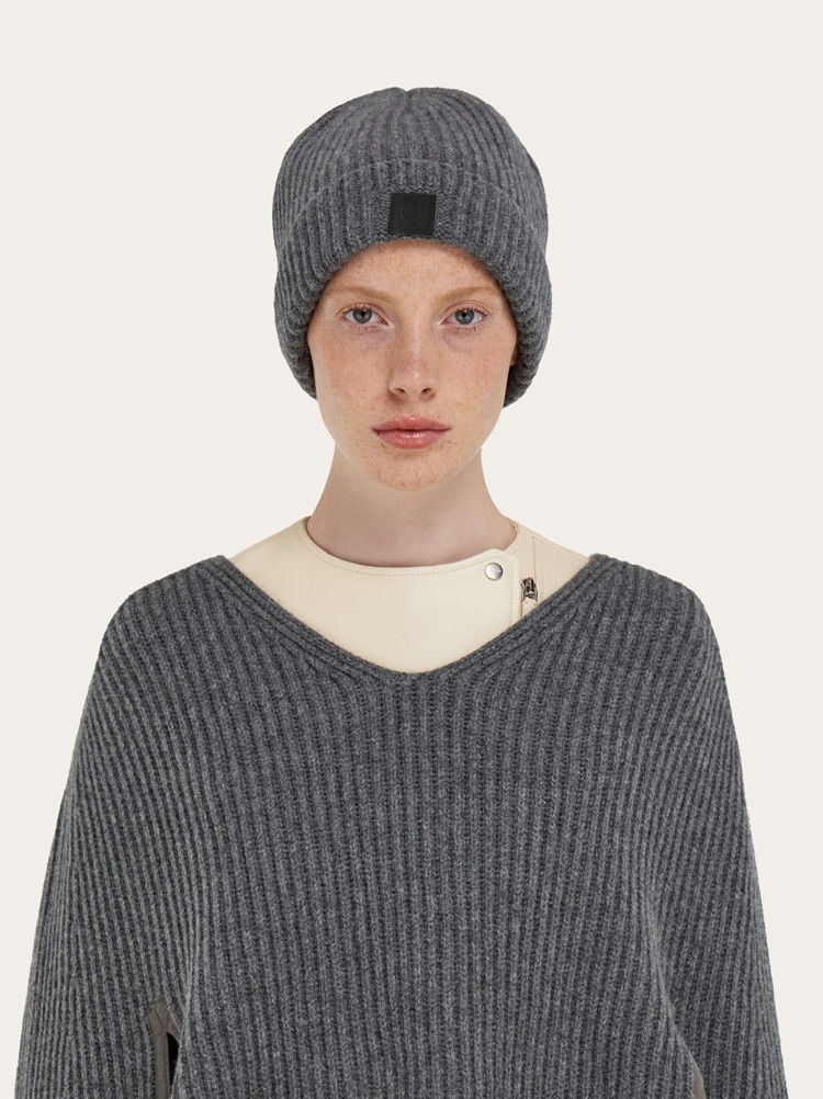 Knitted beanie Gallery image 4