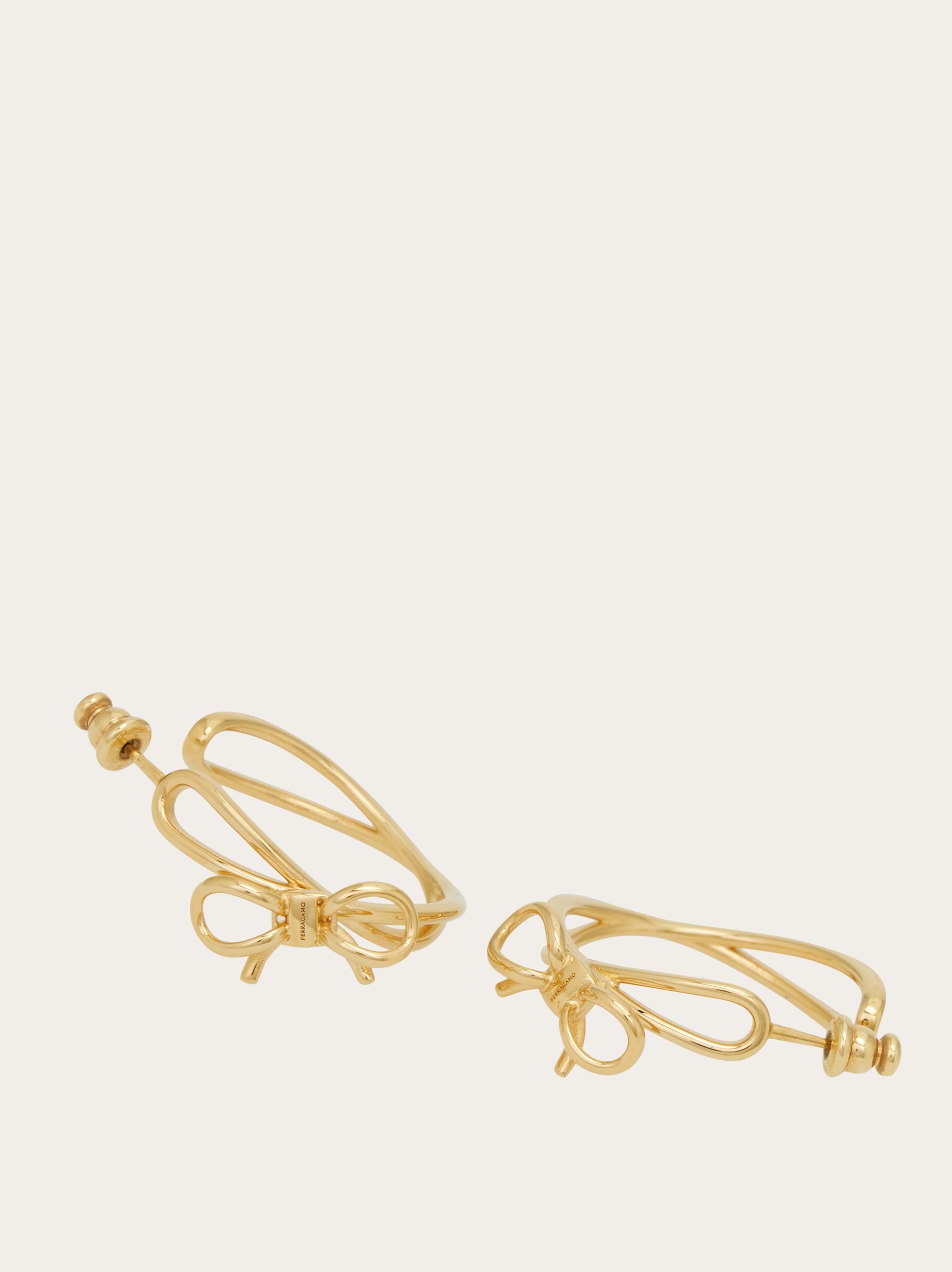 リボン フープピアス - ウィメンズ | Ferragamo リボン フープピアス - ウィメンズ | Ferragamo