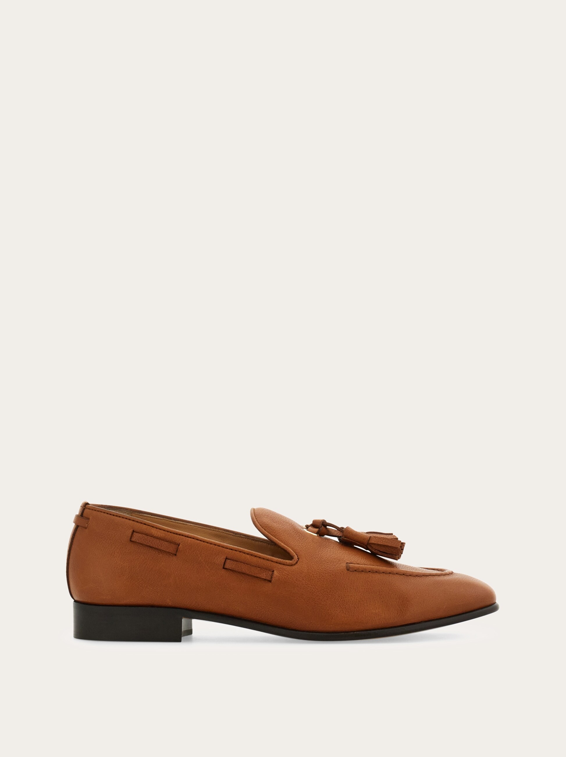 Loafer with tassel detail - Women | Ferragamo display picture 1