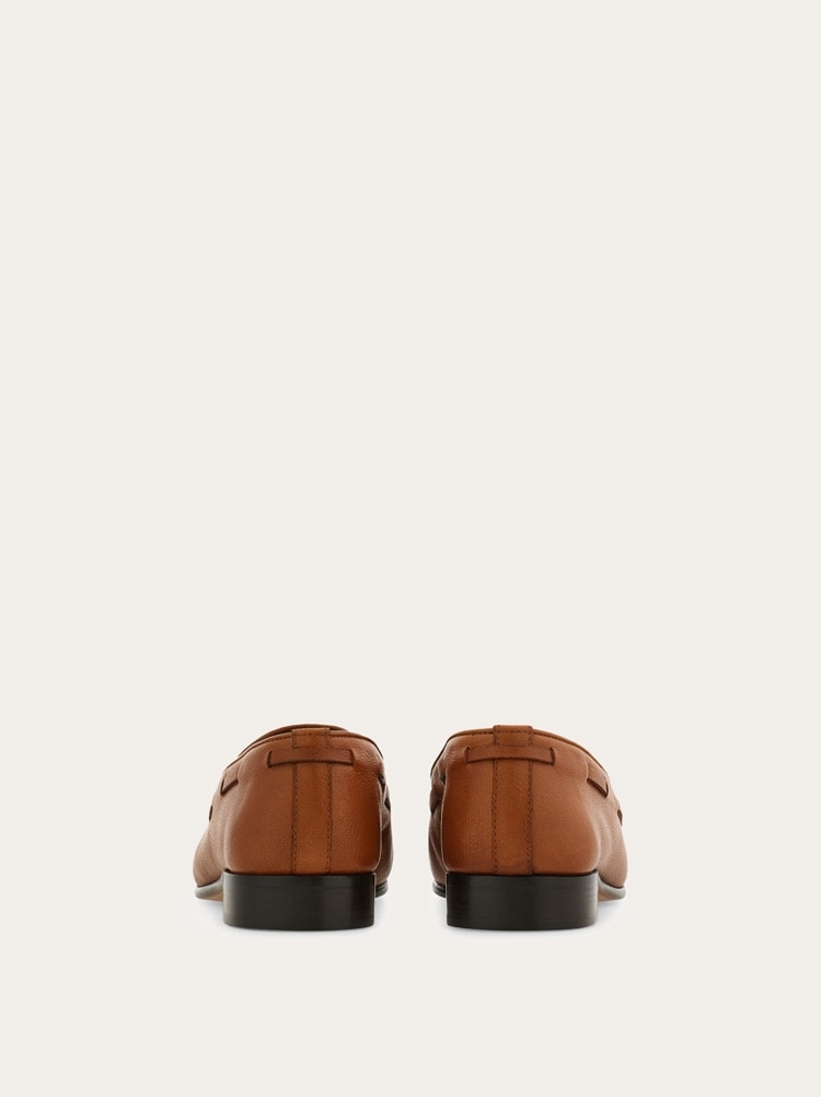 Loafer with tassel detail Gallery image 5