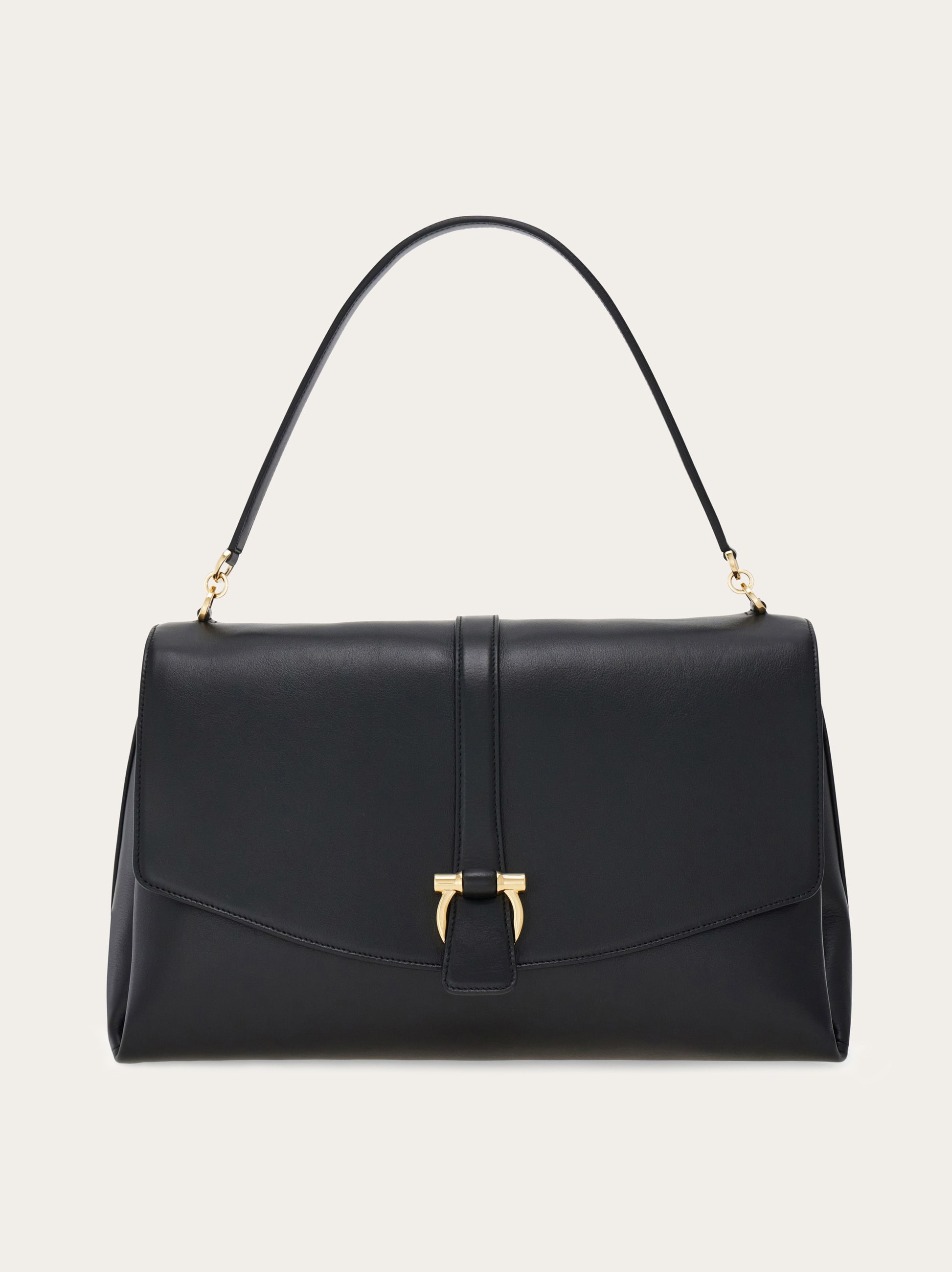 Salvatore Ferragamoレザーバッグ Vintage Salvatore Ferragamo Handbag Leather Black AB-21 1827 | eBay