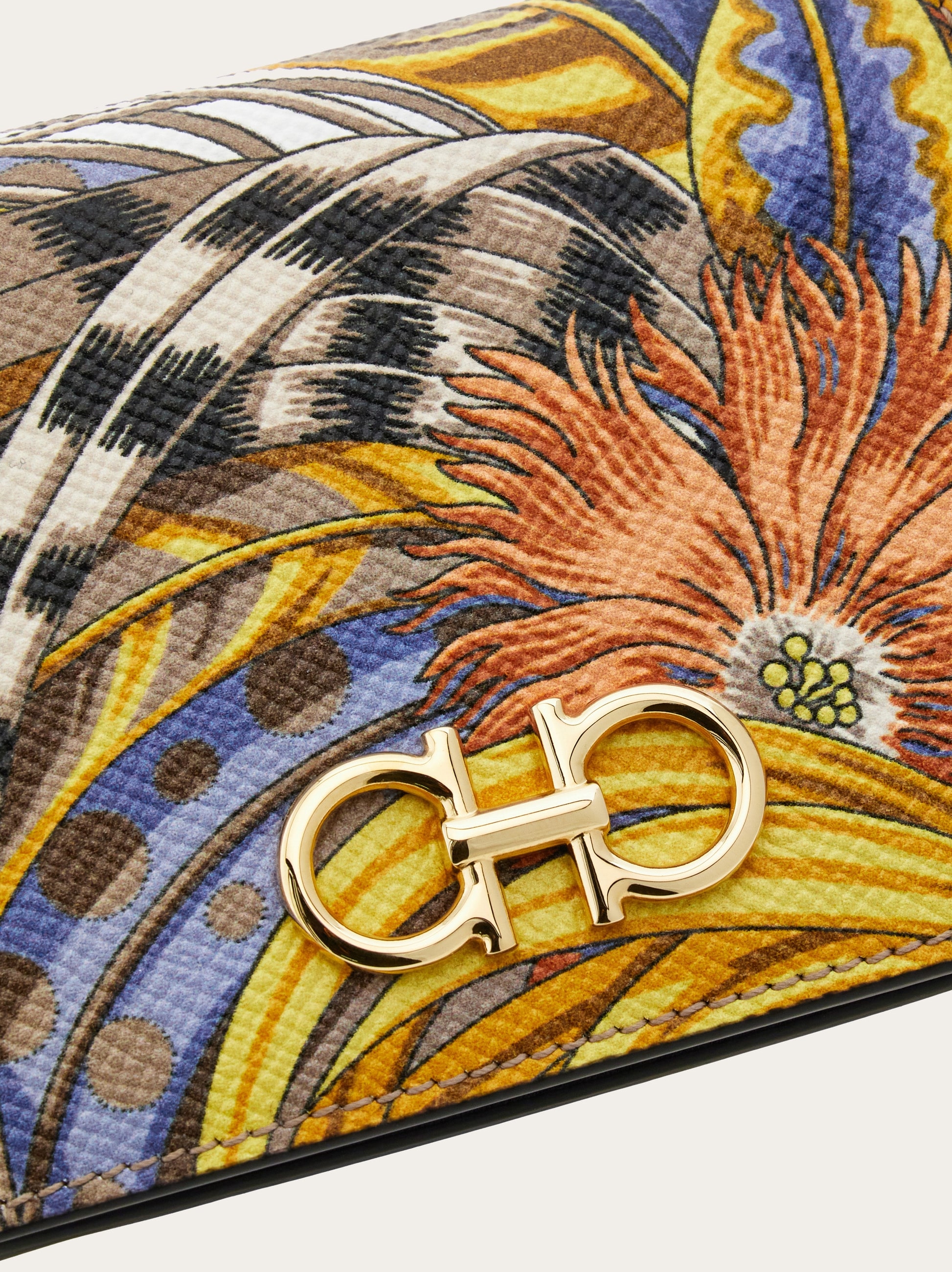 Gancini compact wallet - Women | Ferragamo