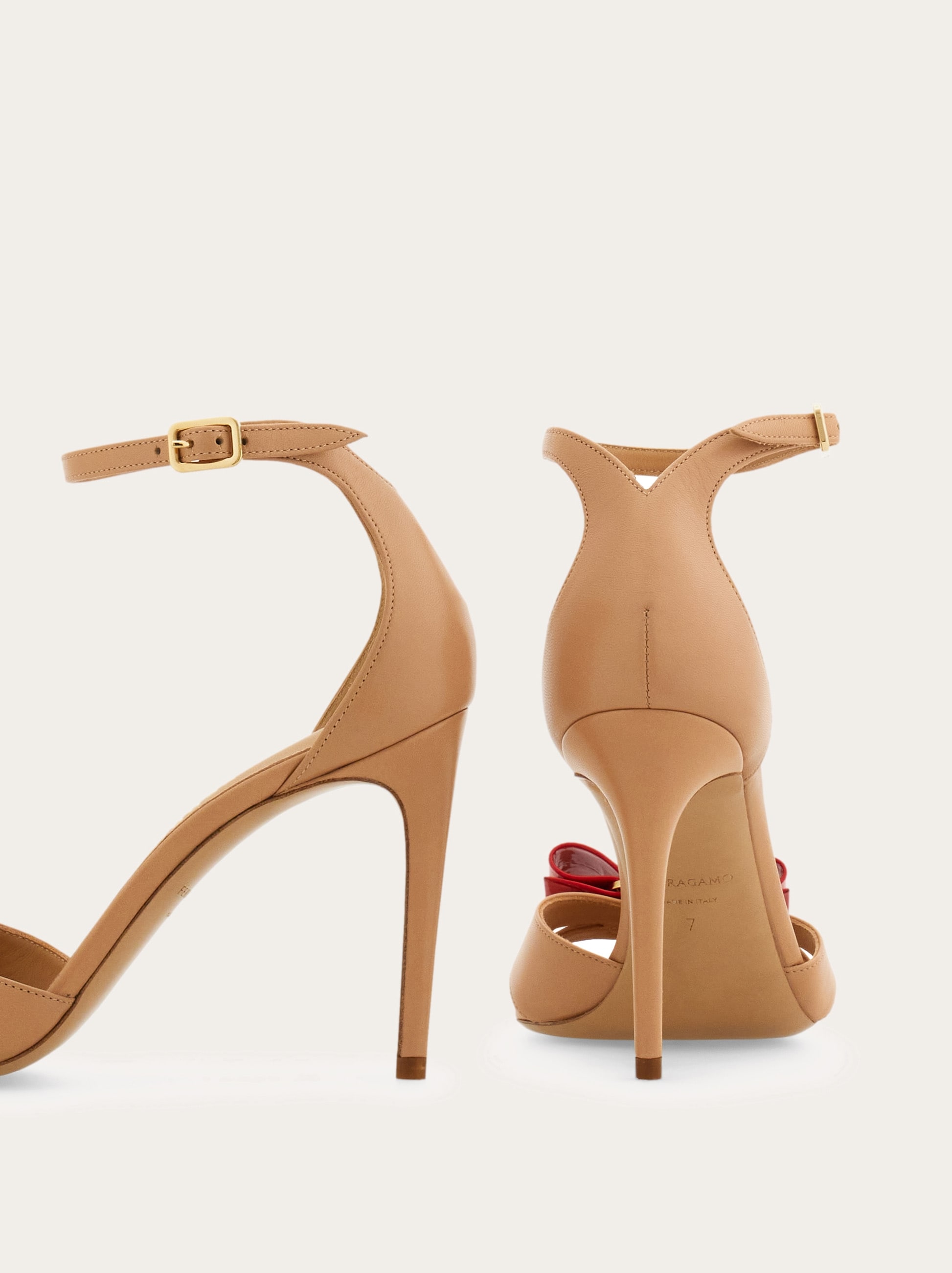 Vara bow sandal - Women | Ferragamo