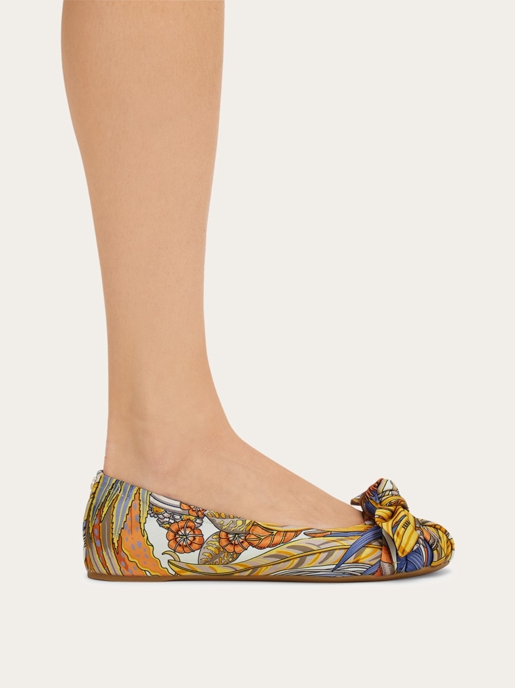 Bow embellished ballet flat Gallery image 4