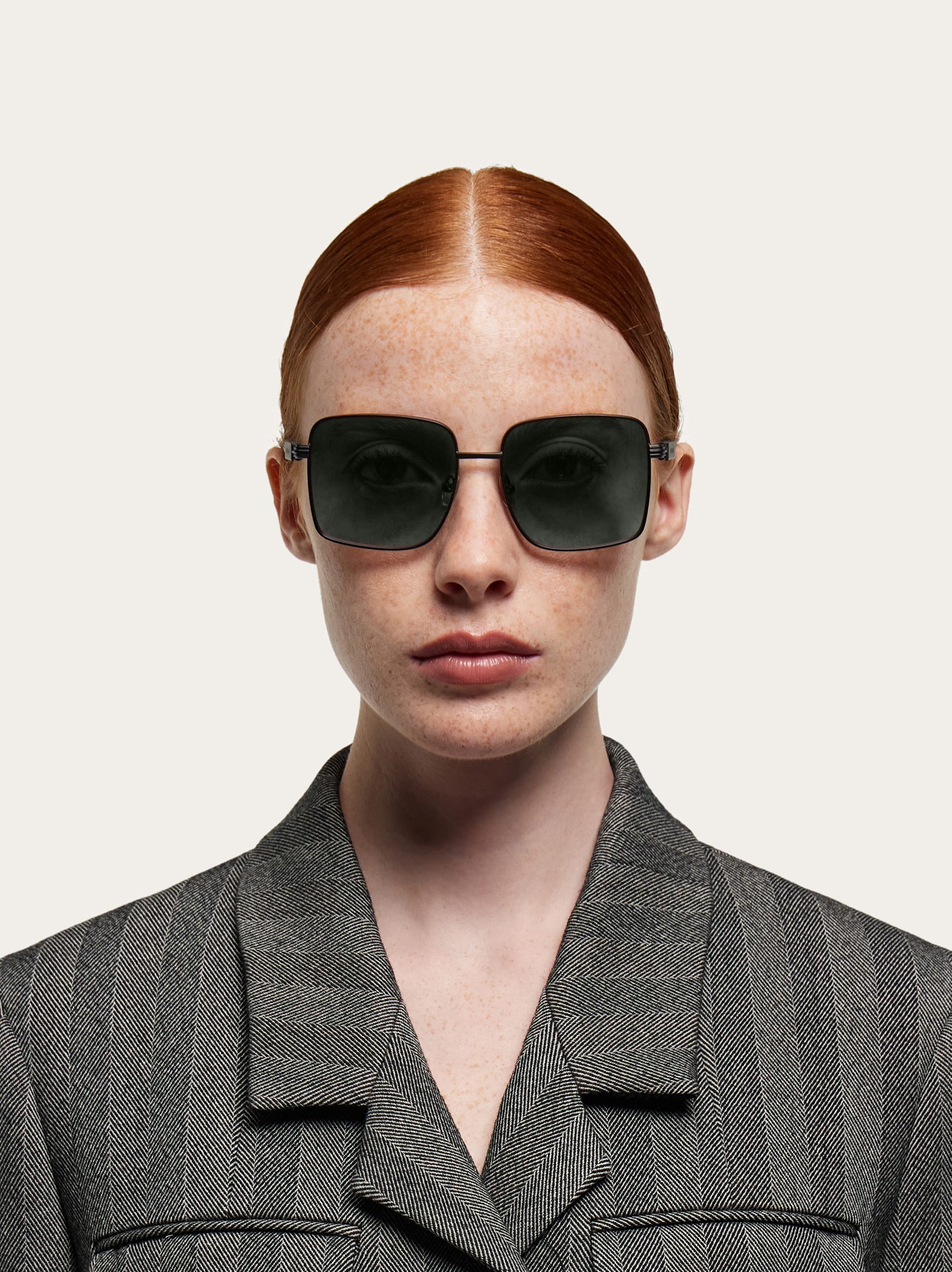 Square frame sunglasses - Women | Ferragamo
