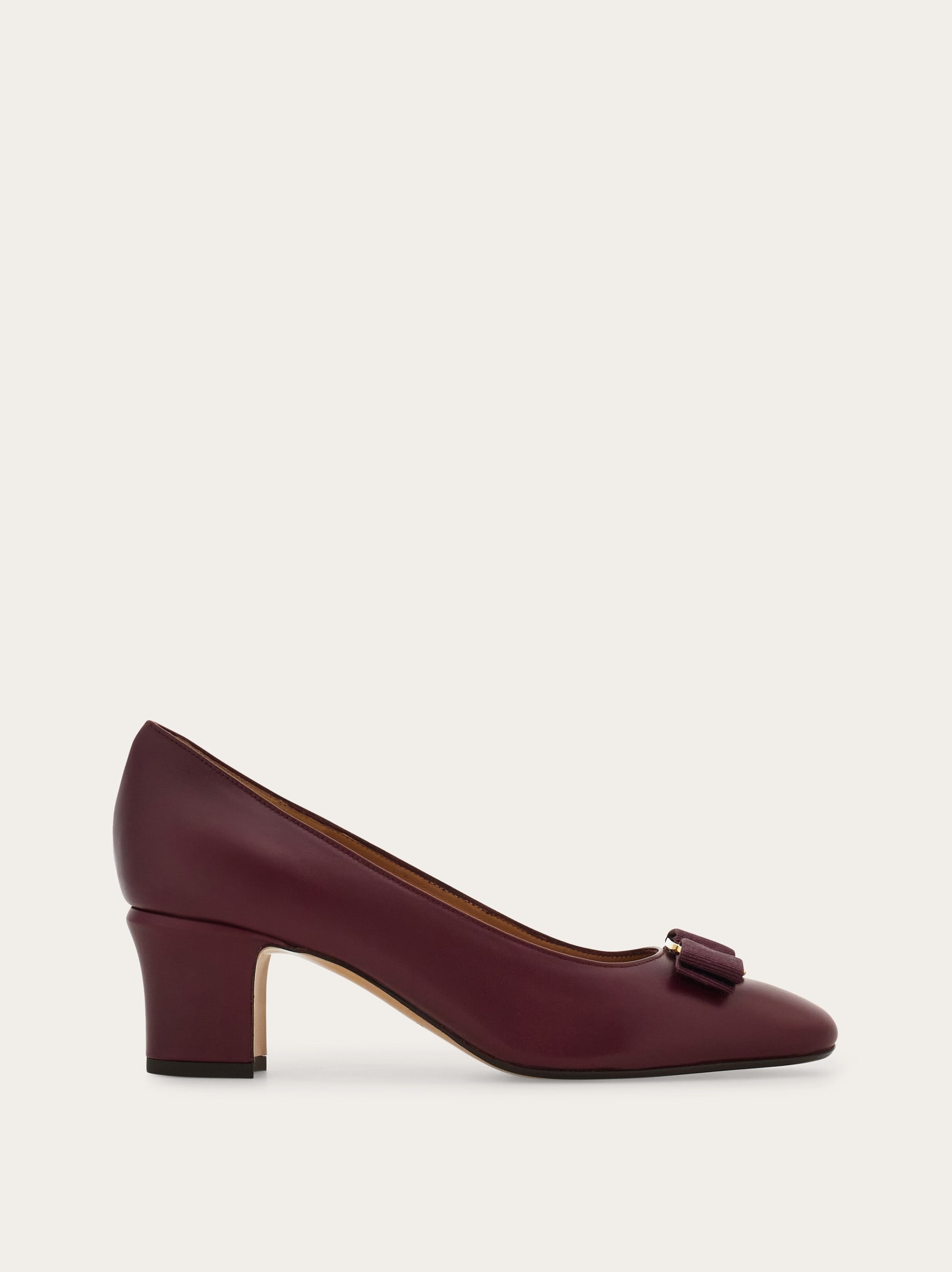 Vara bow block heel pump - Women | Ferragamo