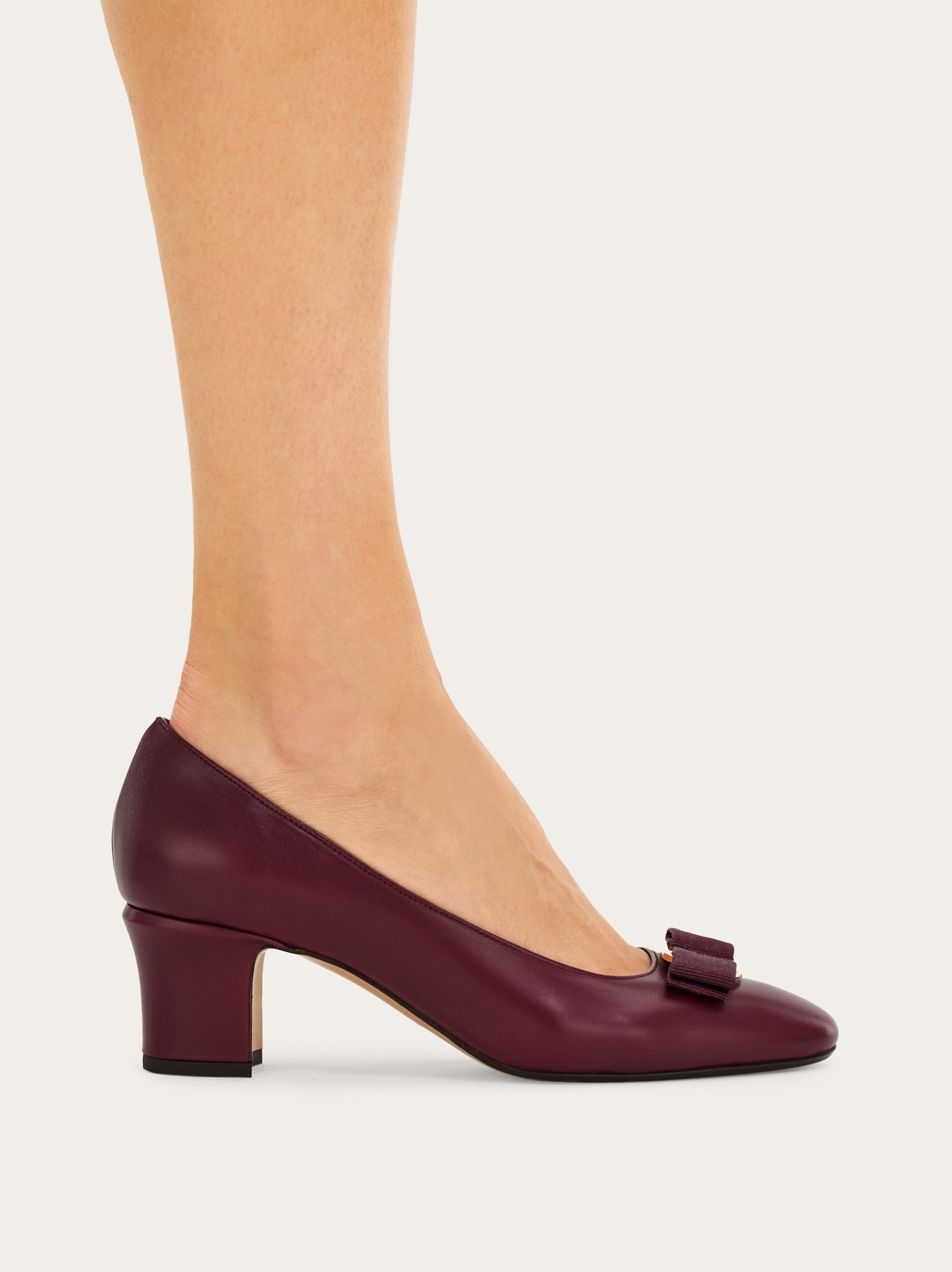 Vara bow block heel pump - Women | Ferragamo