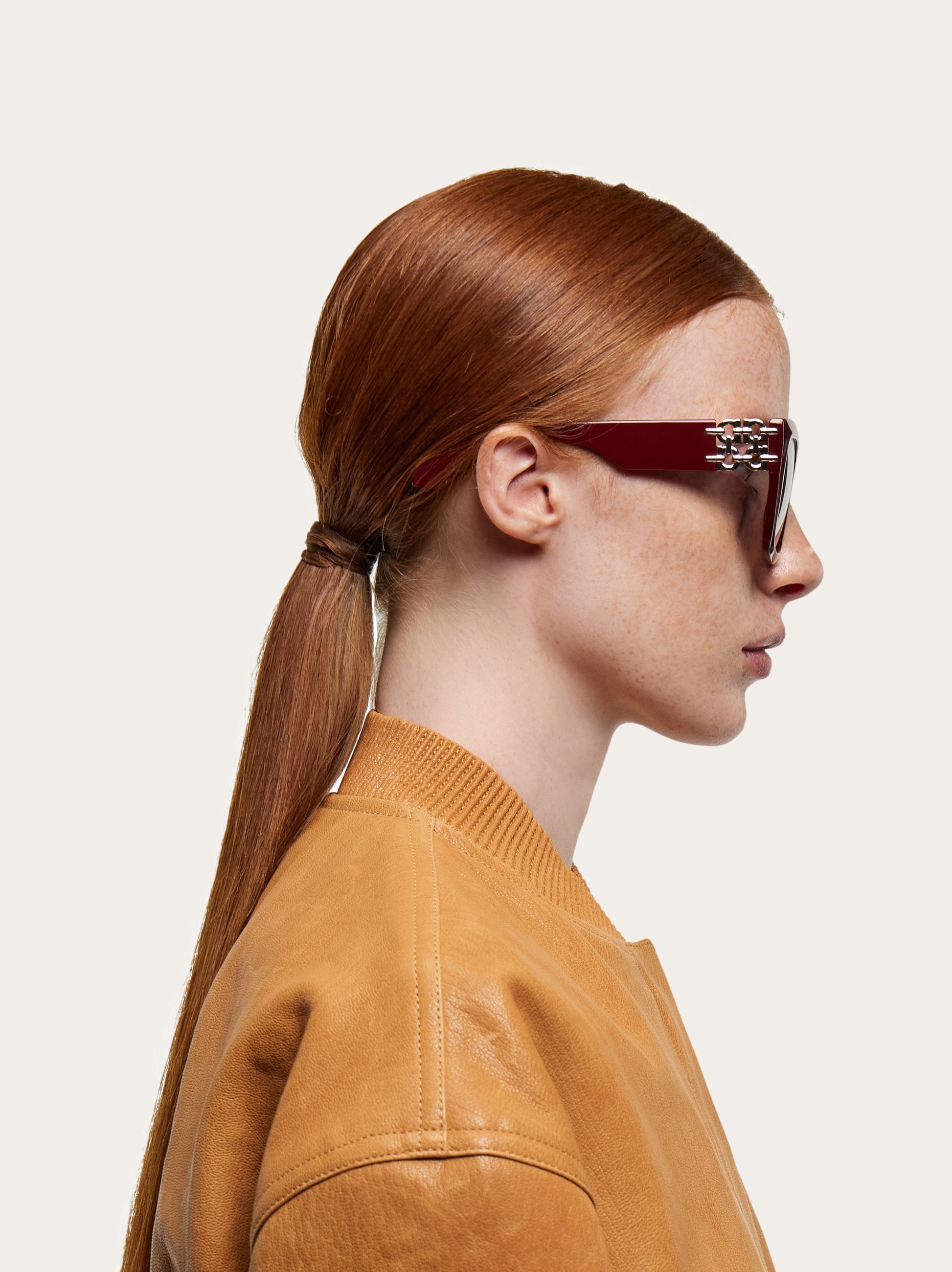 Square frame sunglasses - Women | Ferragamo