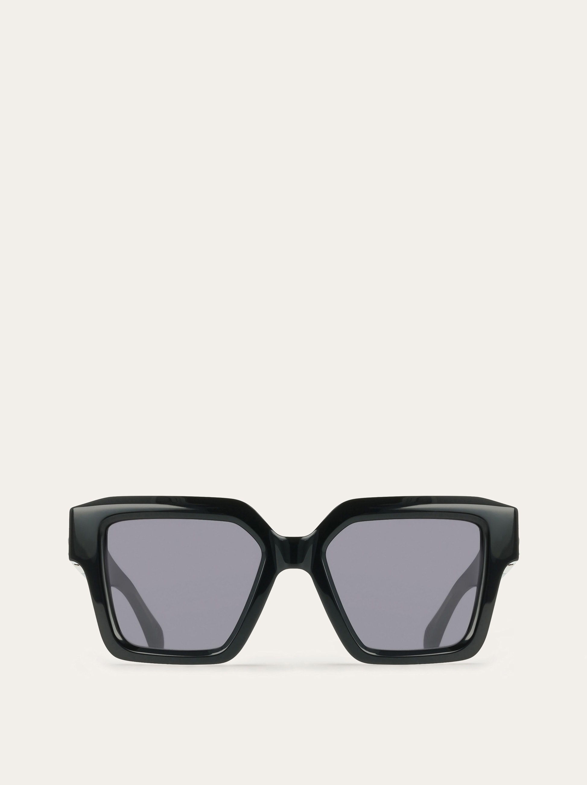 フェラガモ サングラス 中古・古着通販】Ferragamo (フェラガモ) サングラス ブラック