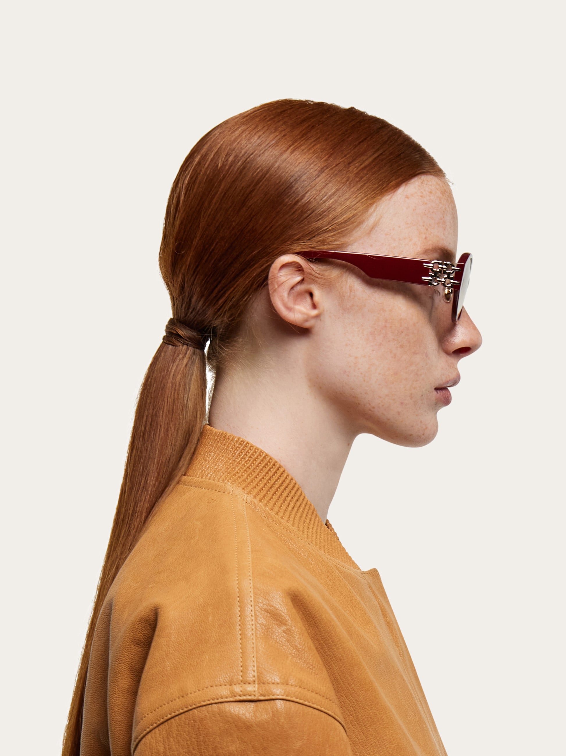 サングラス - ウィメンズ | Ferragamo