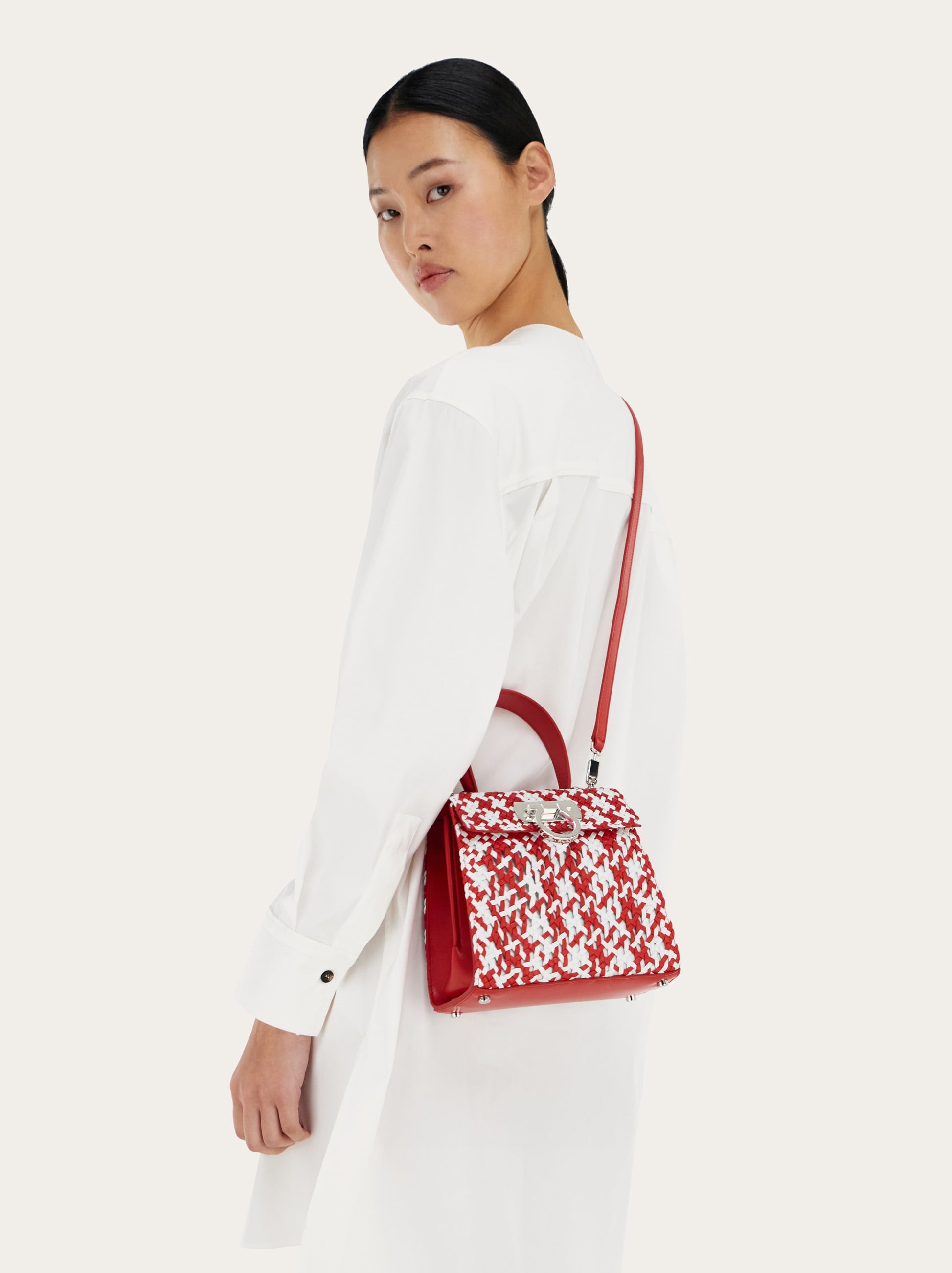 Iconic Top Handle (S) - Women | Ferragamo
