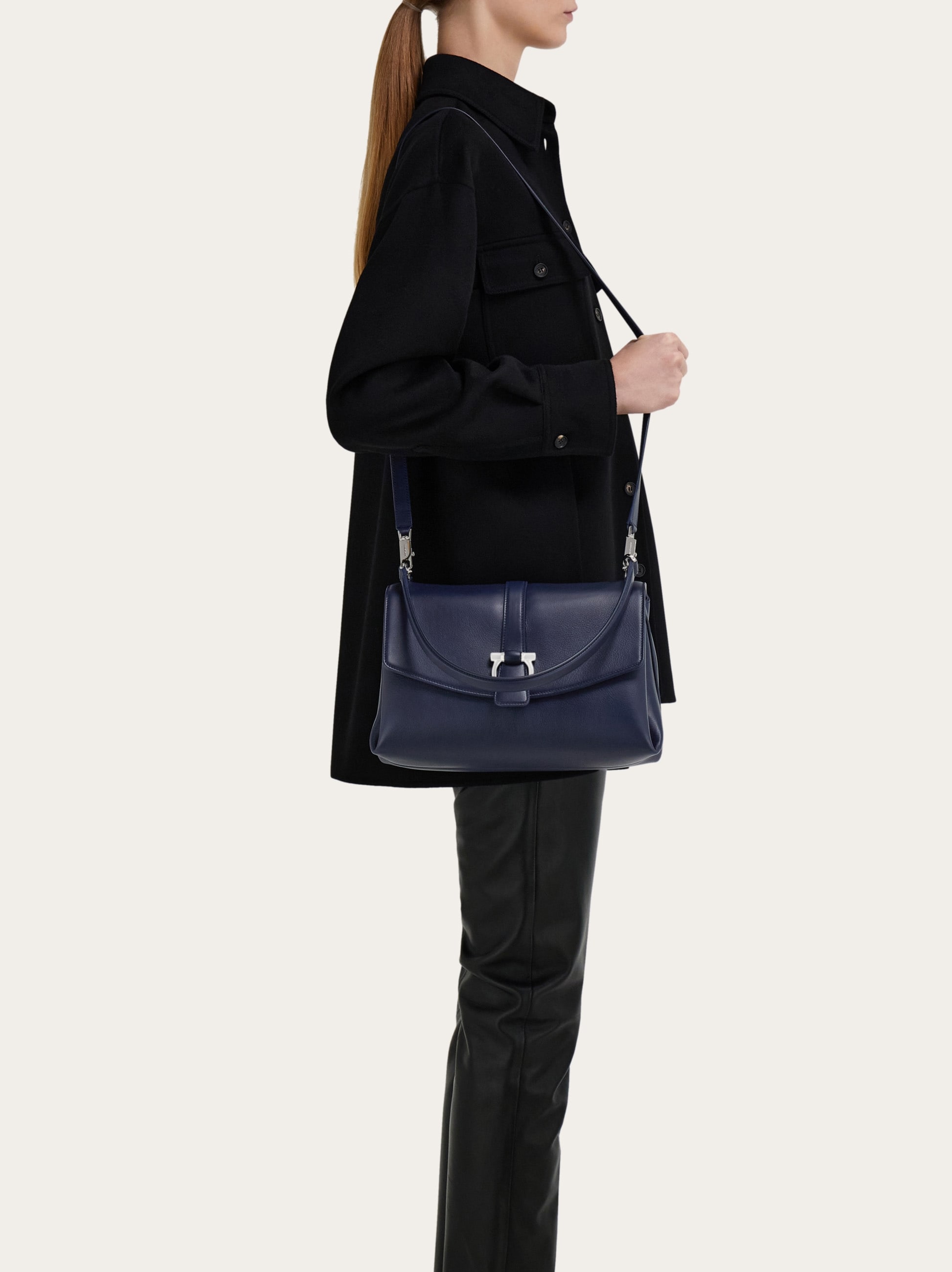 Front flap shoulder bag (S) - Women | Ferragamo