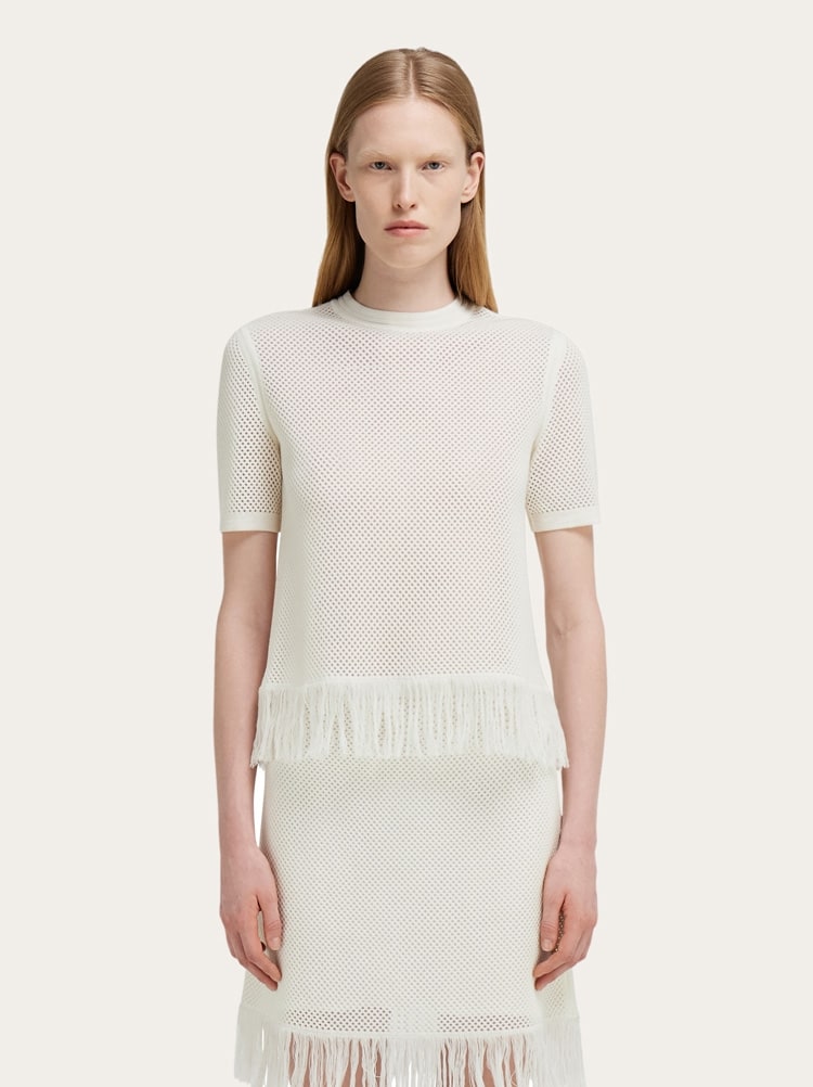 Top de punto con flecos Gallery image 2