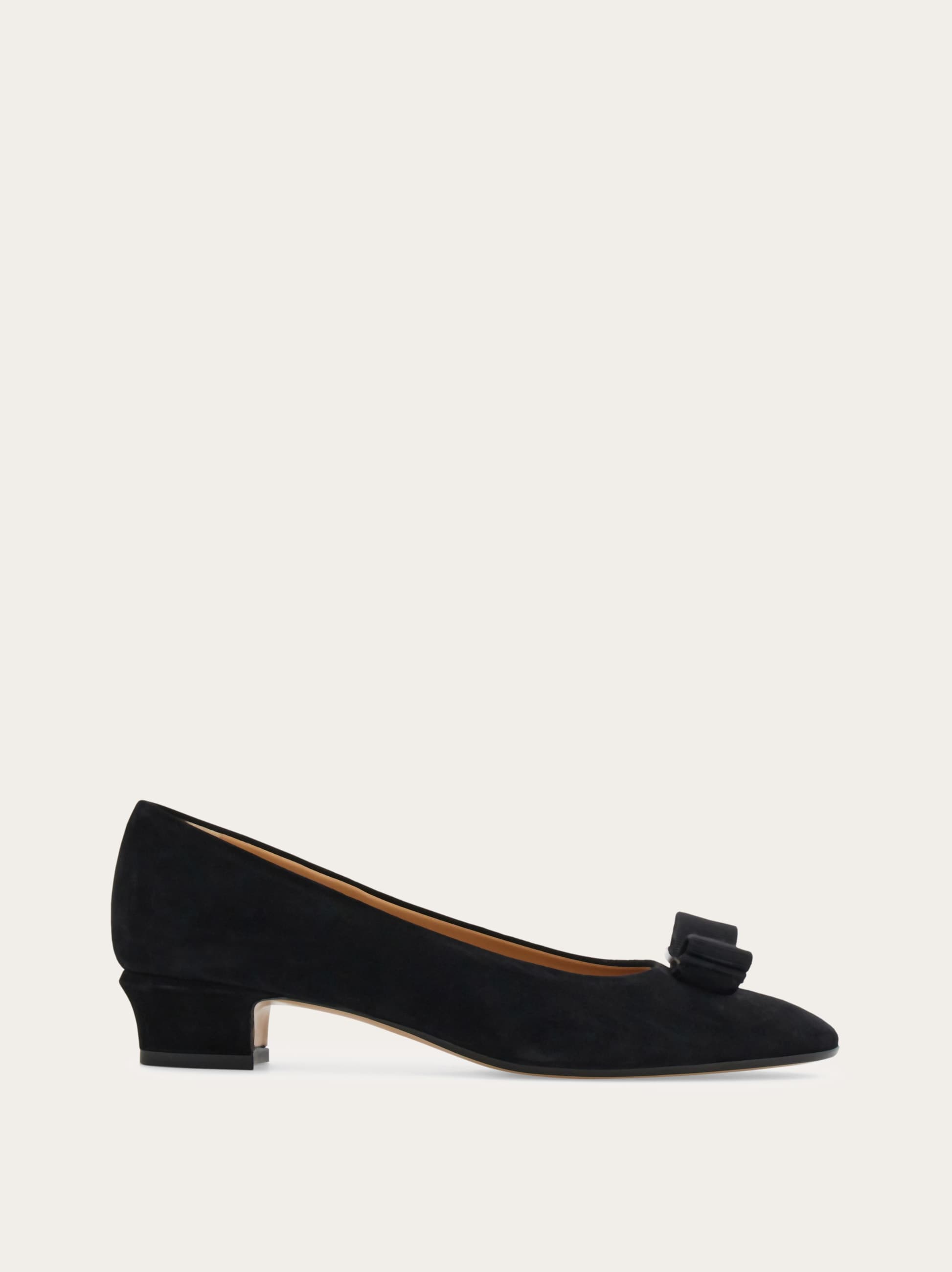 ヴァラ リボン パンプス - ウィメンズ | Ferragamo