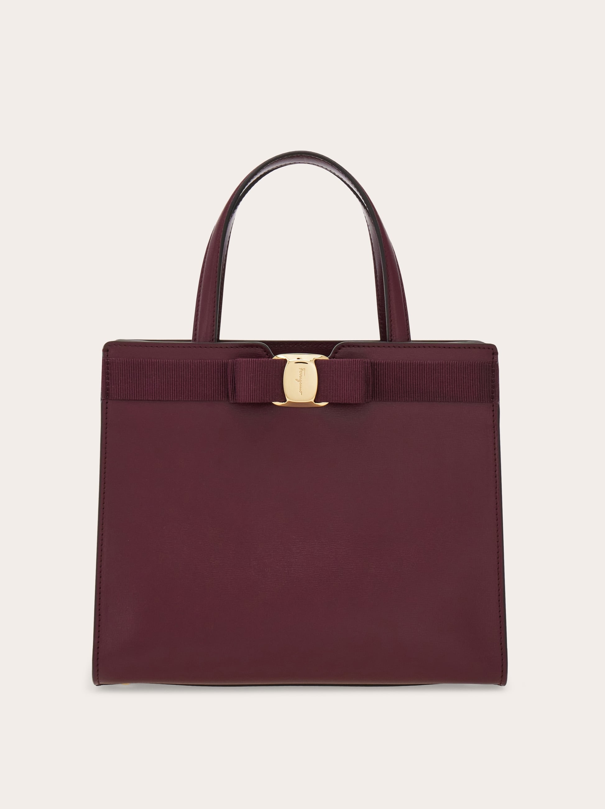 専用サルヴァトーレフェラガモ ヴァラリボン ハンドバッグ トップハンドル 黒 ヴァラ トップハンドル - ウィメンズ | Ferragamo