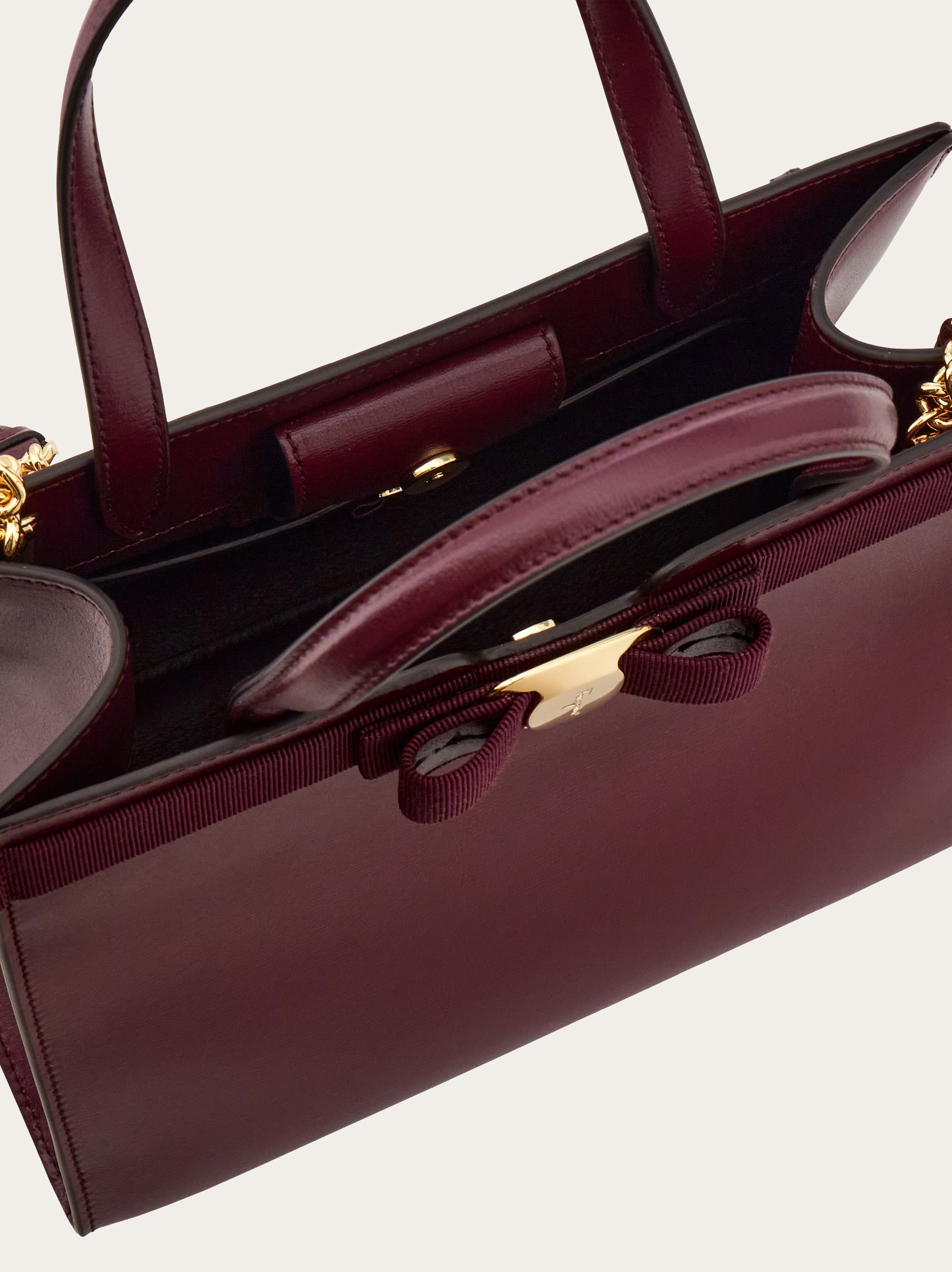 ヴァラ リボン トップハンドル - ウィメンズ | Ferragamo