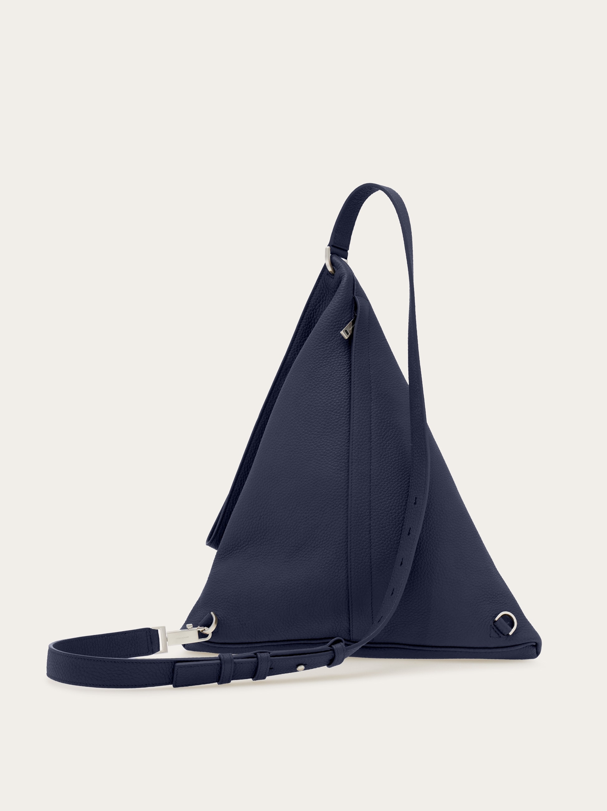 日本限定商品】ショルダーバッグ - メンズ | Ferragamo