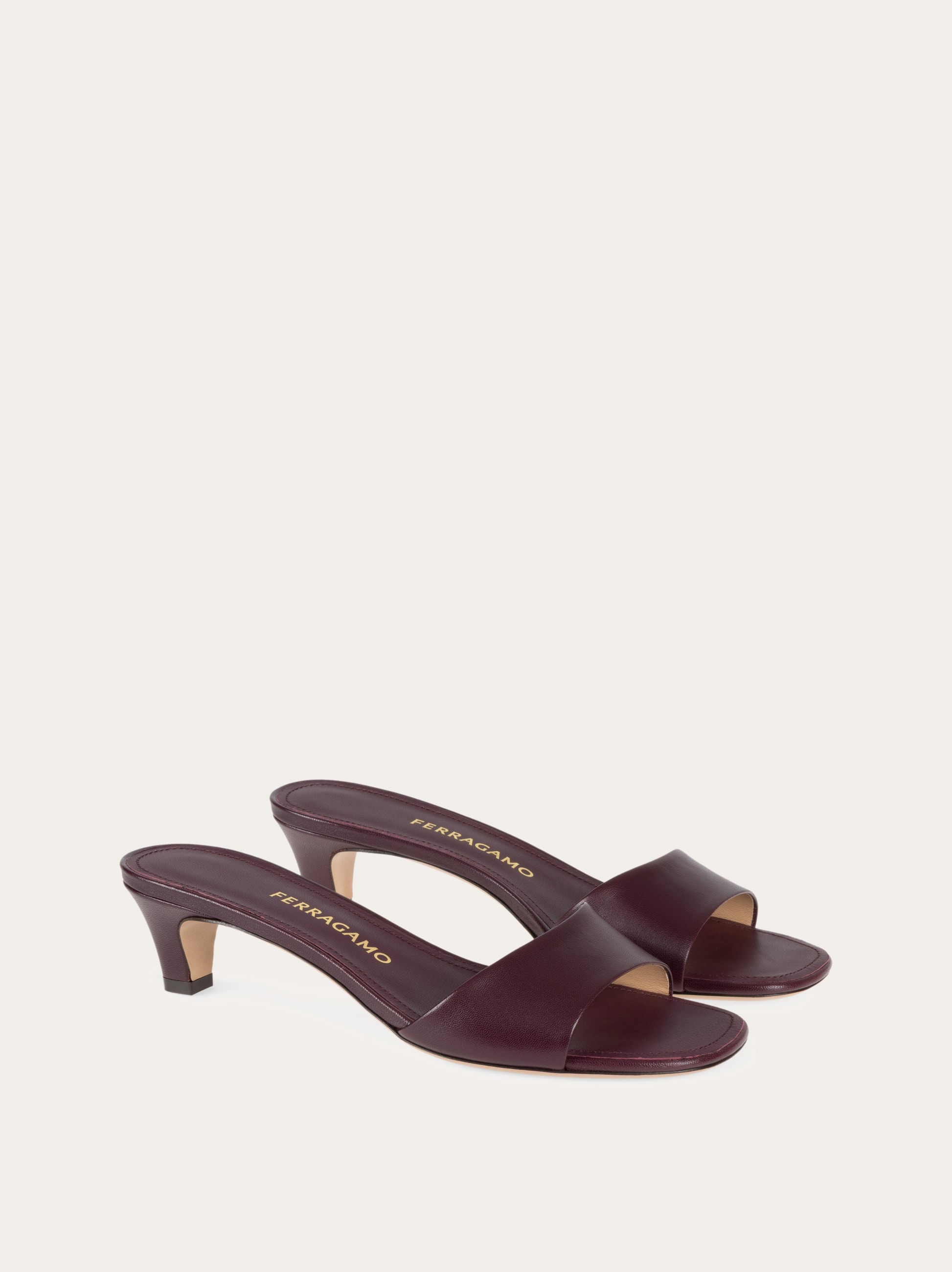 Low heeled slide - Women | Ferragamo