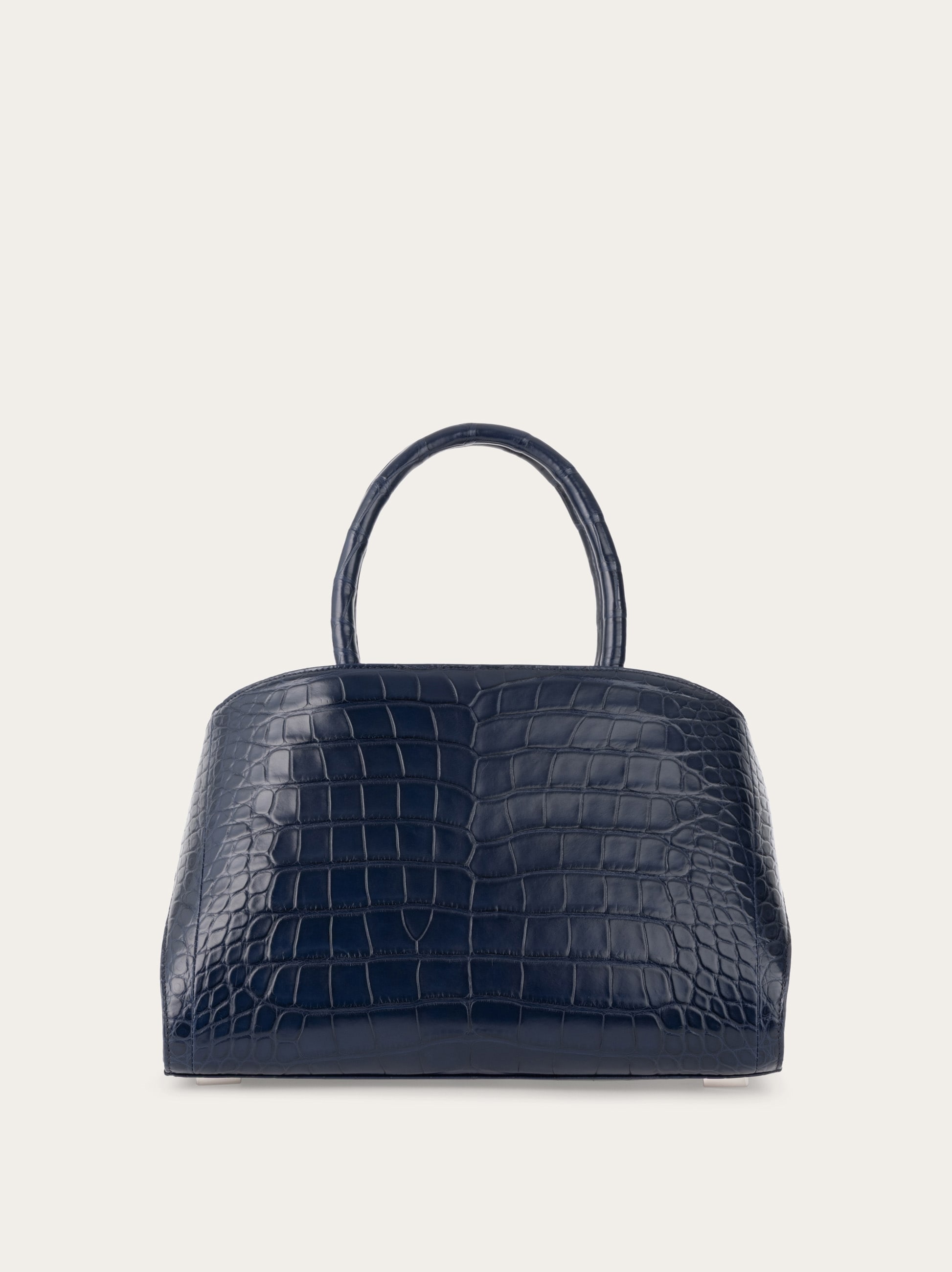 Hug handbag (M) - Women | Ferragamo