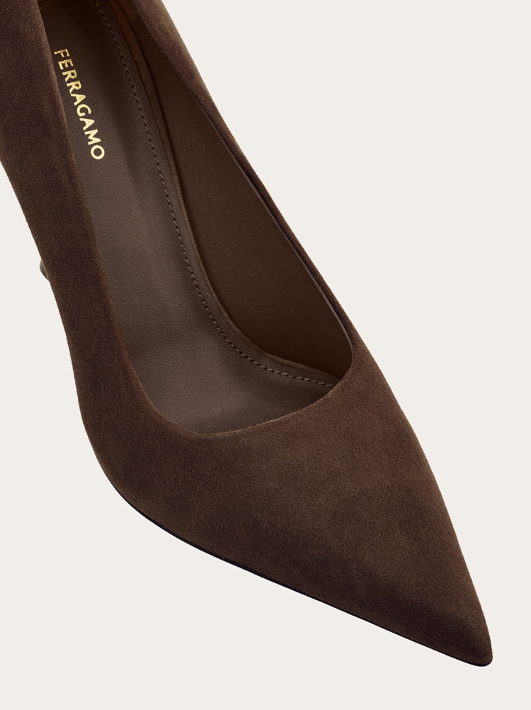 Pump shoe Gallery image 6