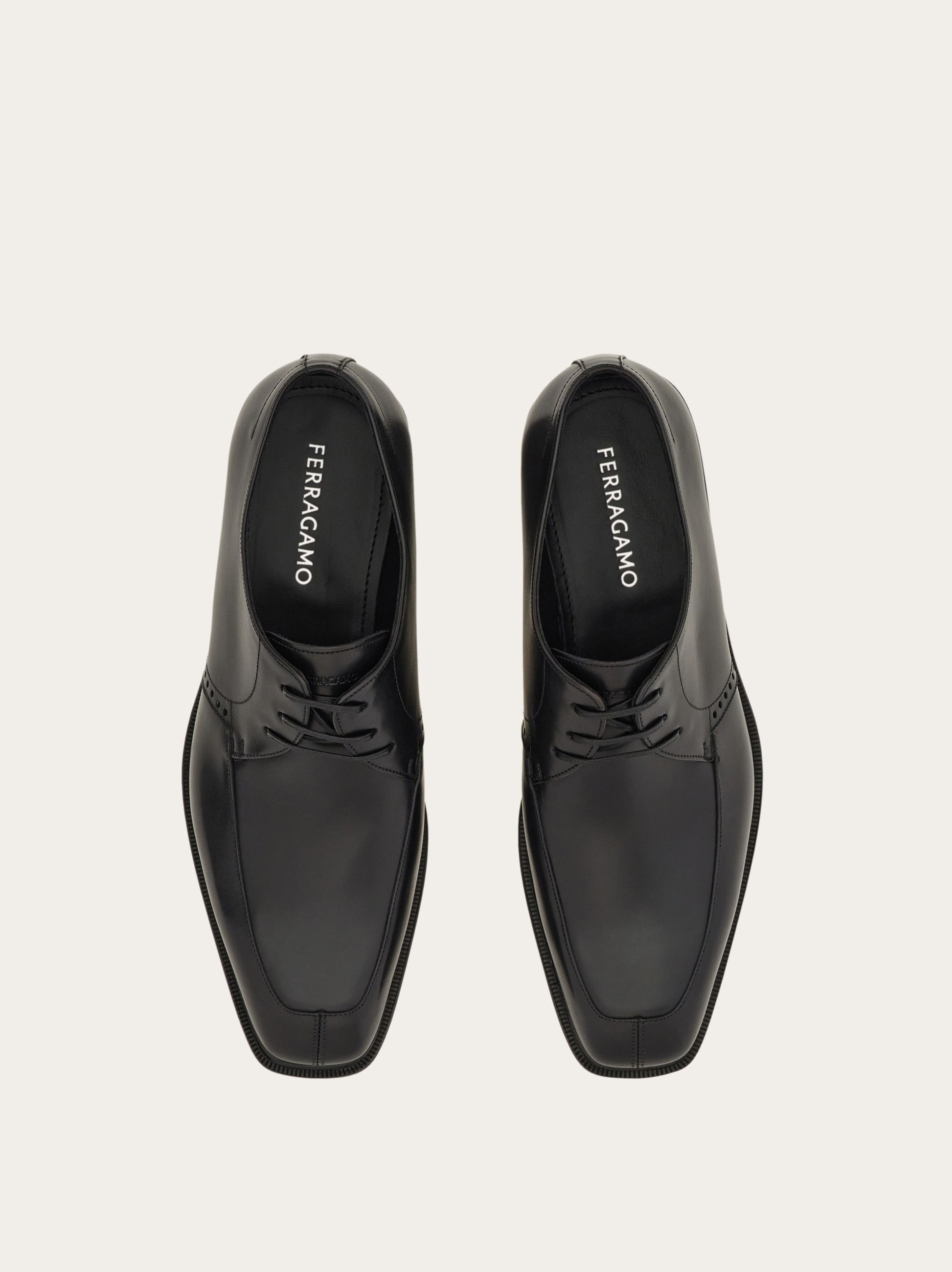 トップス salvatoreFerragamo Oxford shoe with toe cap - Men | Ferragamo