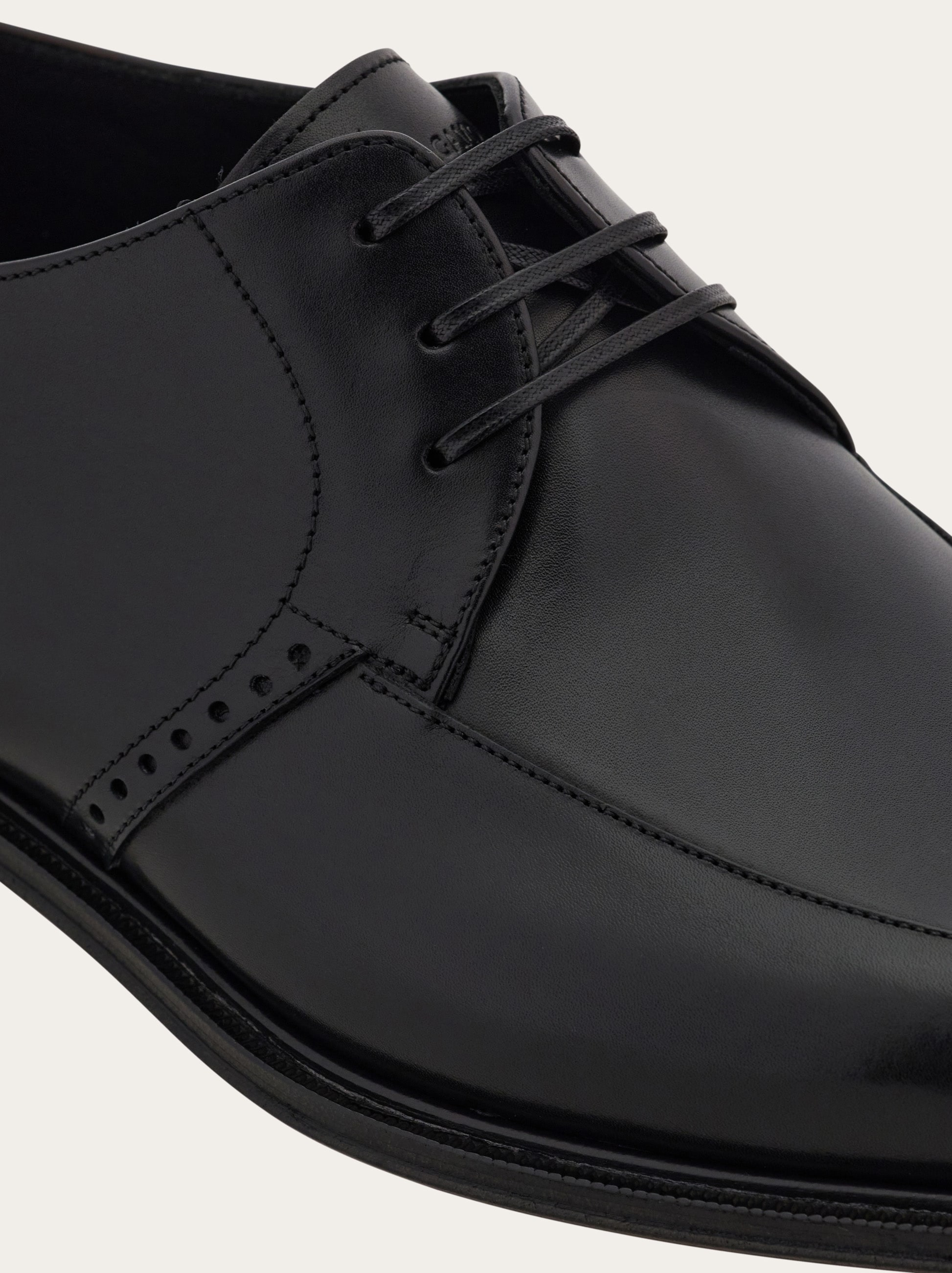Derby shoe - Men | Ferragamo